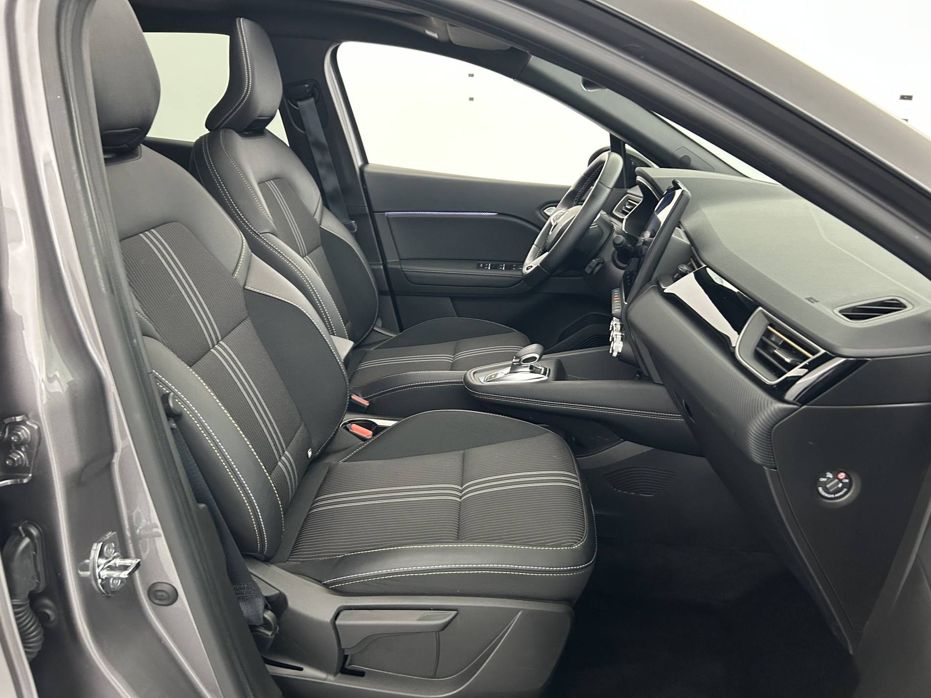 Vente en ligne Renault Captur  E-Tech full hybrid 145 au prix de 21 990 €
