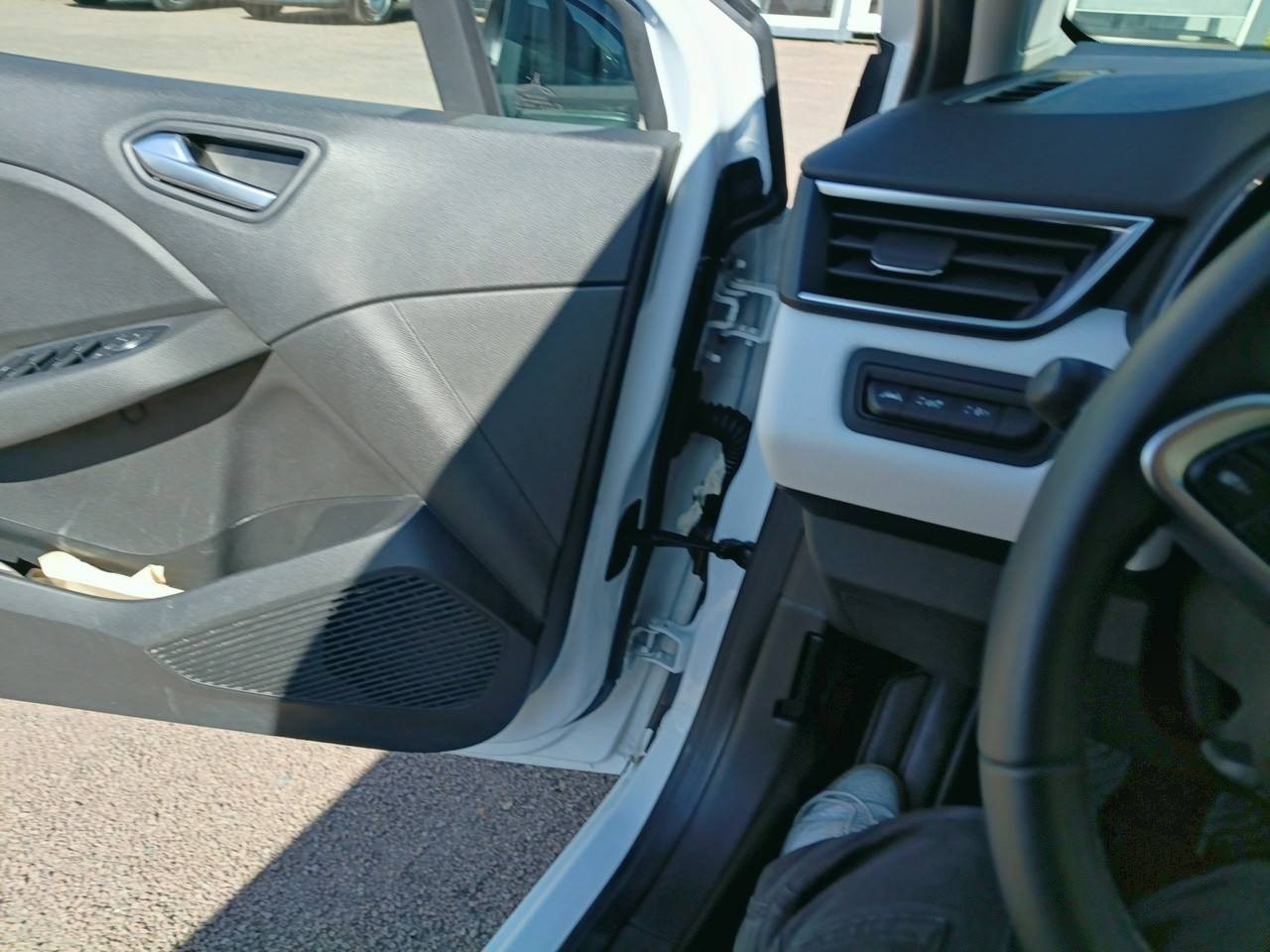 Vente en ligne Renault Clio 5 Clio SCe 65 au prix de 12 990 €