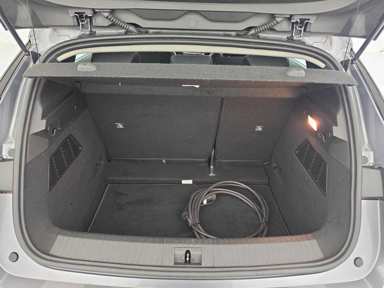 Vente en ligne Renault Megane E-Tech  EV40 130ch standard charge au prix de 19 990 €