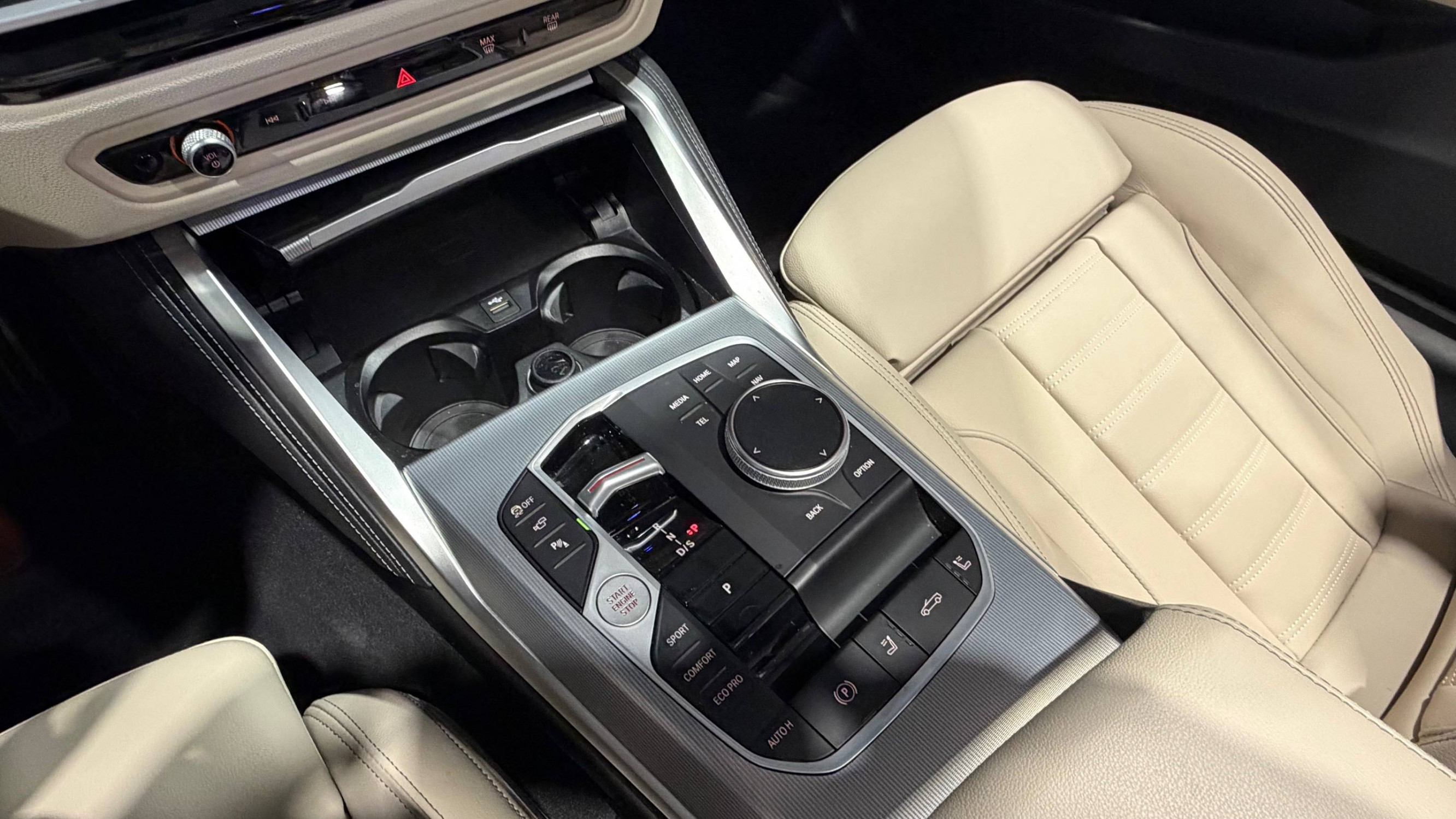 Vente en ligne Bmw Série 4 Coupé Cab M440d xDrive 340 ch BVA8 au prix de 64 990 €