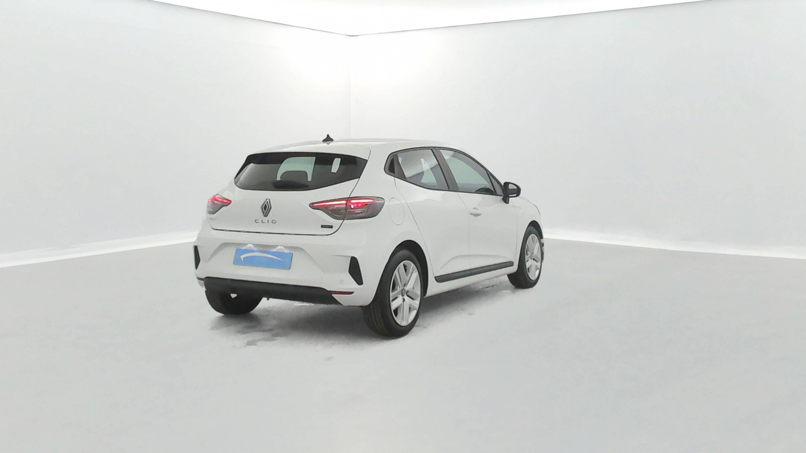 Vente en ligne Renault Clio 5 Clio E-Tech full hybrid 145 au prix de 16 991 €