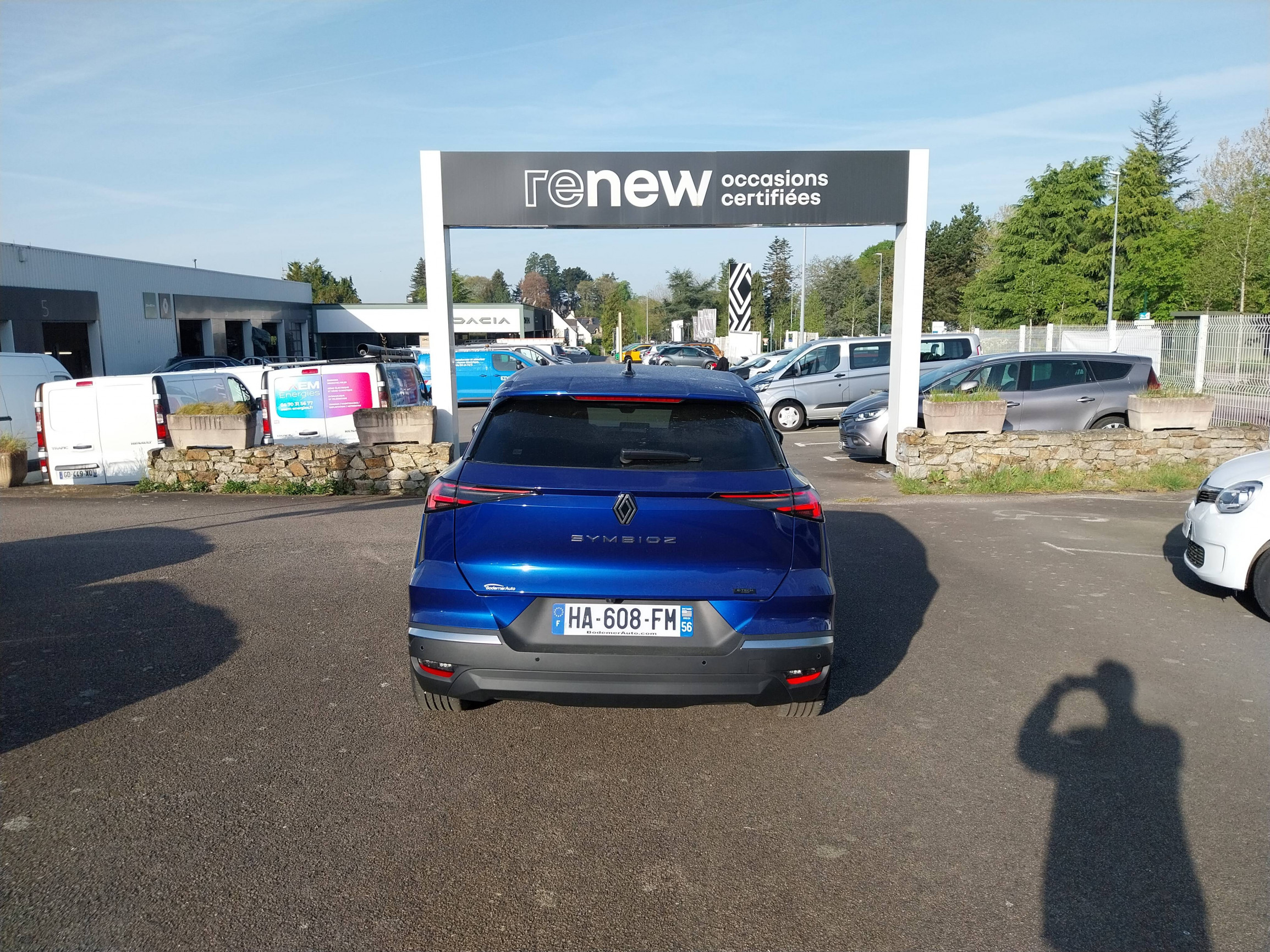 Vente en ligne Renault Symbioz  E-Tech full hybrid 145 au prix de 26 990 €