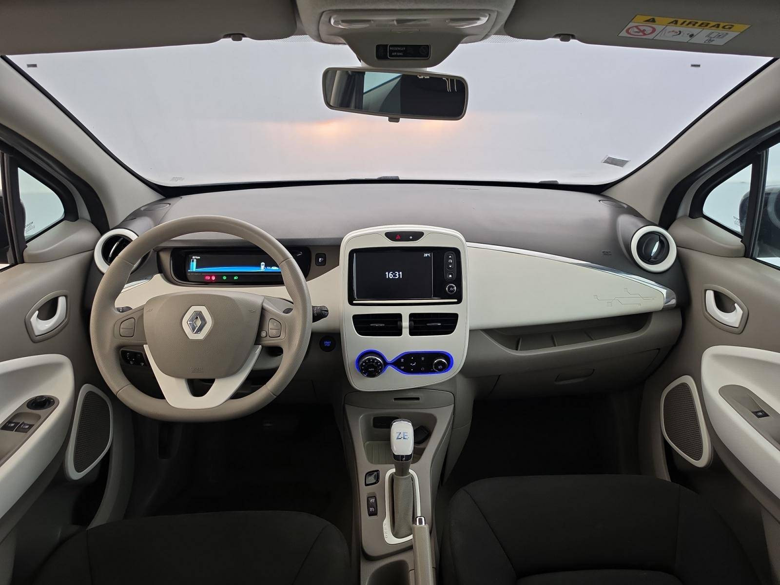 Vente en ligne Renault Zoé  achat intégral au prix de 7 890 €
