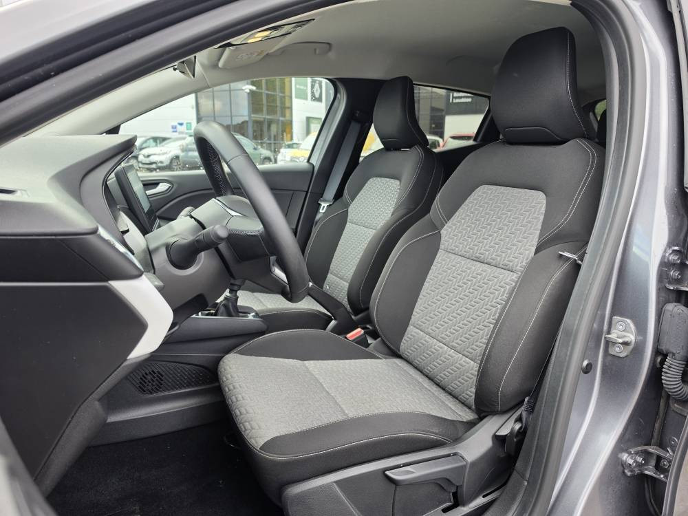 Vente en ligne Renault Clio 5 Clio TCe 90 au prix de 14 990 €