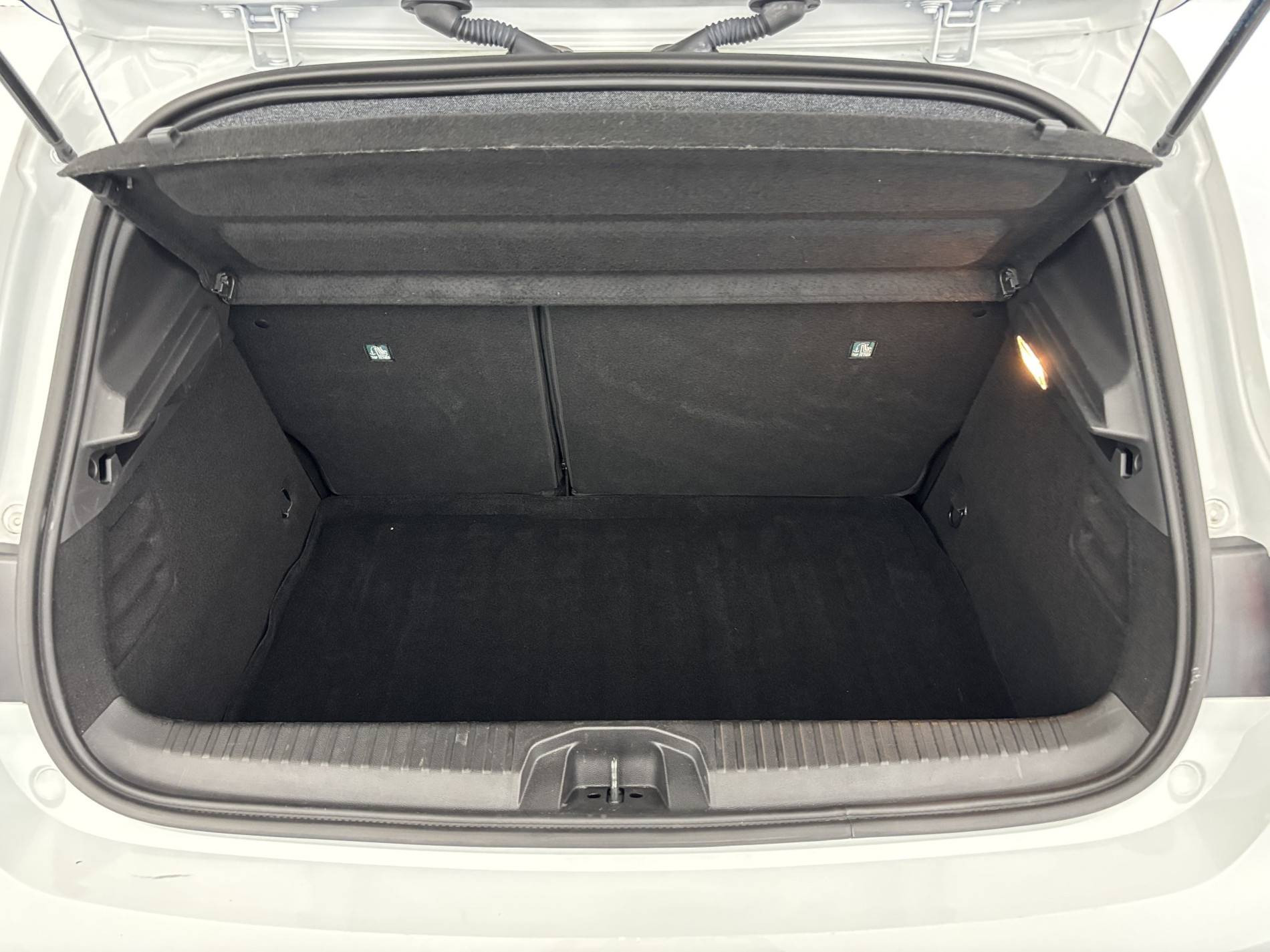 Vente en ligne Renault Clio 5 Clio TCe 90 au prix de 14 990 €