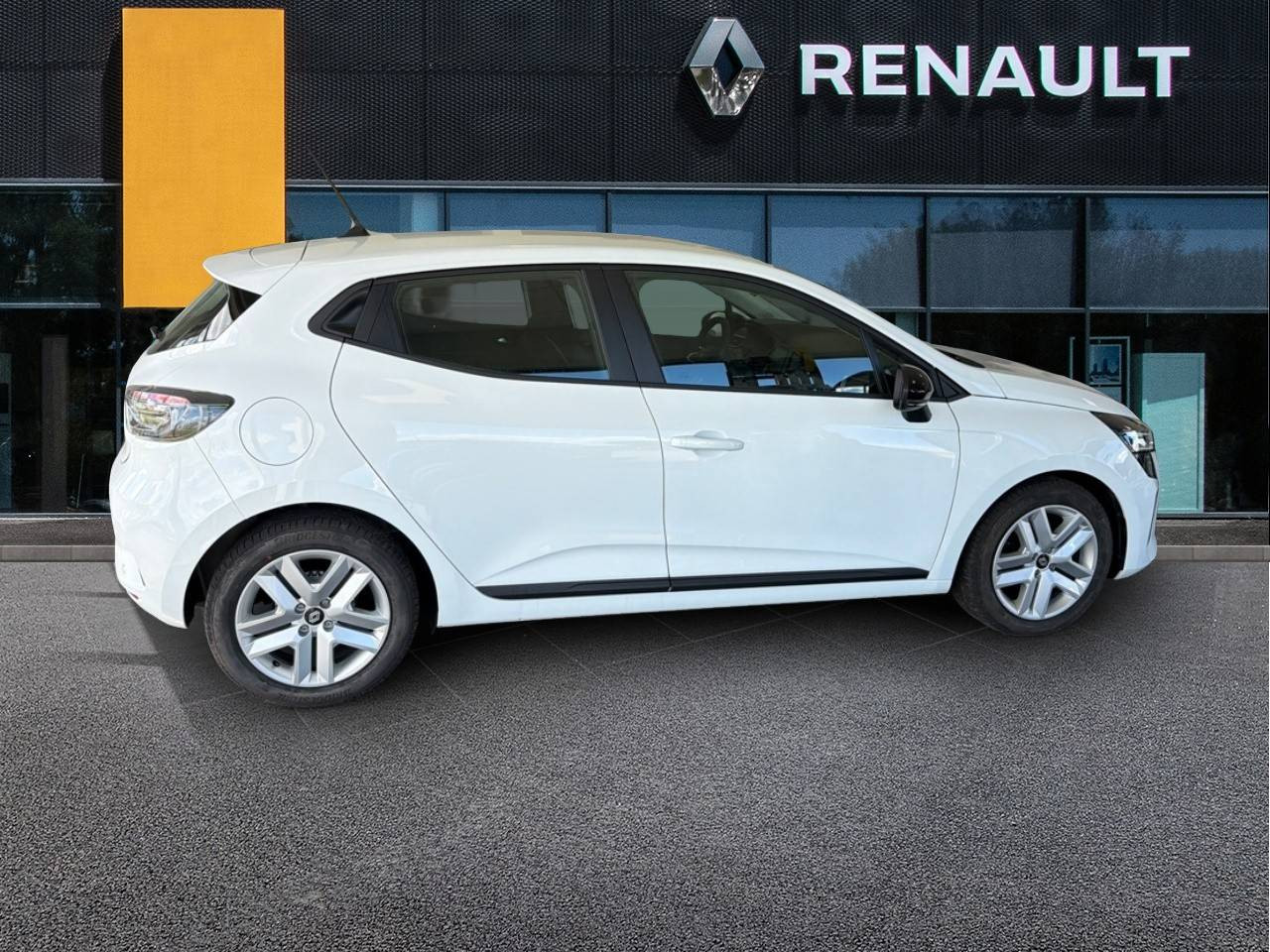 Vente en ligne Renault Clio 5 Clio SCe 65 ch GSR2 au prix de 14 780 €