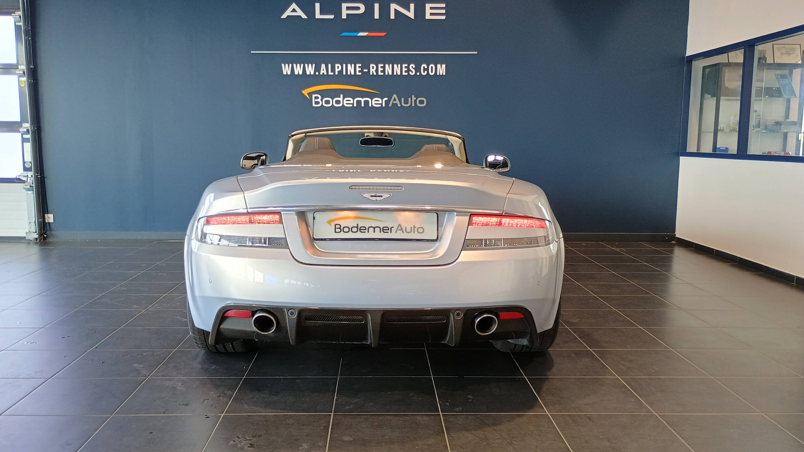 Vente en ligne Aston Martin DBS DBS au prix de 119 990 €