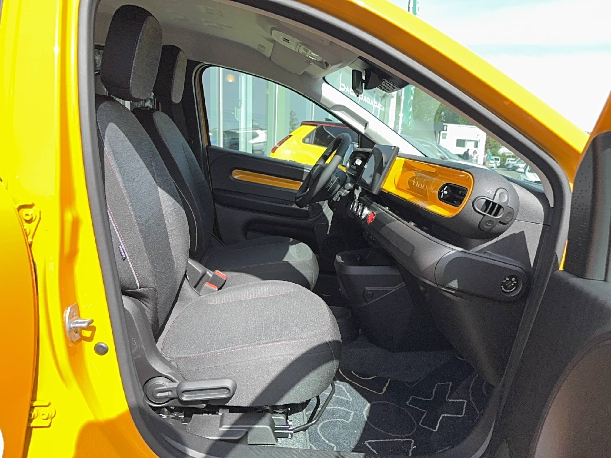 Vente en ligne Renault Twingo Electrique  80 ch autonomie urbaine au prix de 21 990 €
