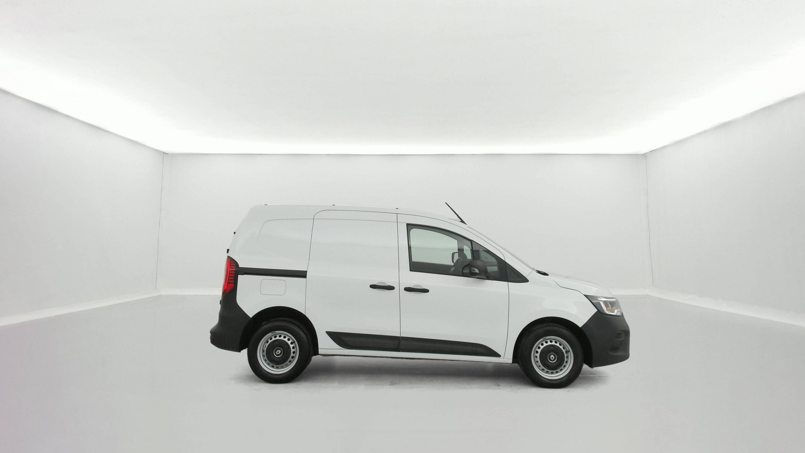Vente en ligne Renault Kangoo Van  BLUE DCI 95 au prix de 18 890 €