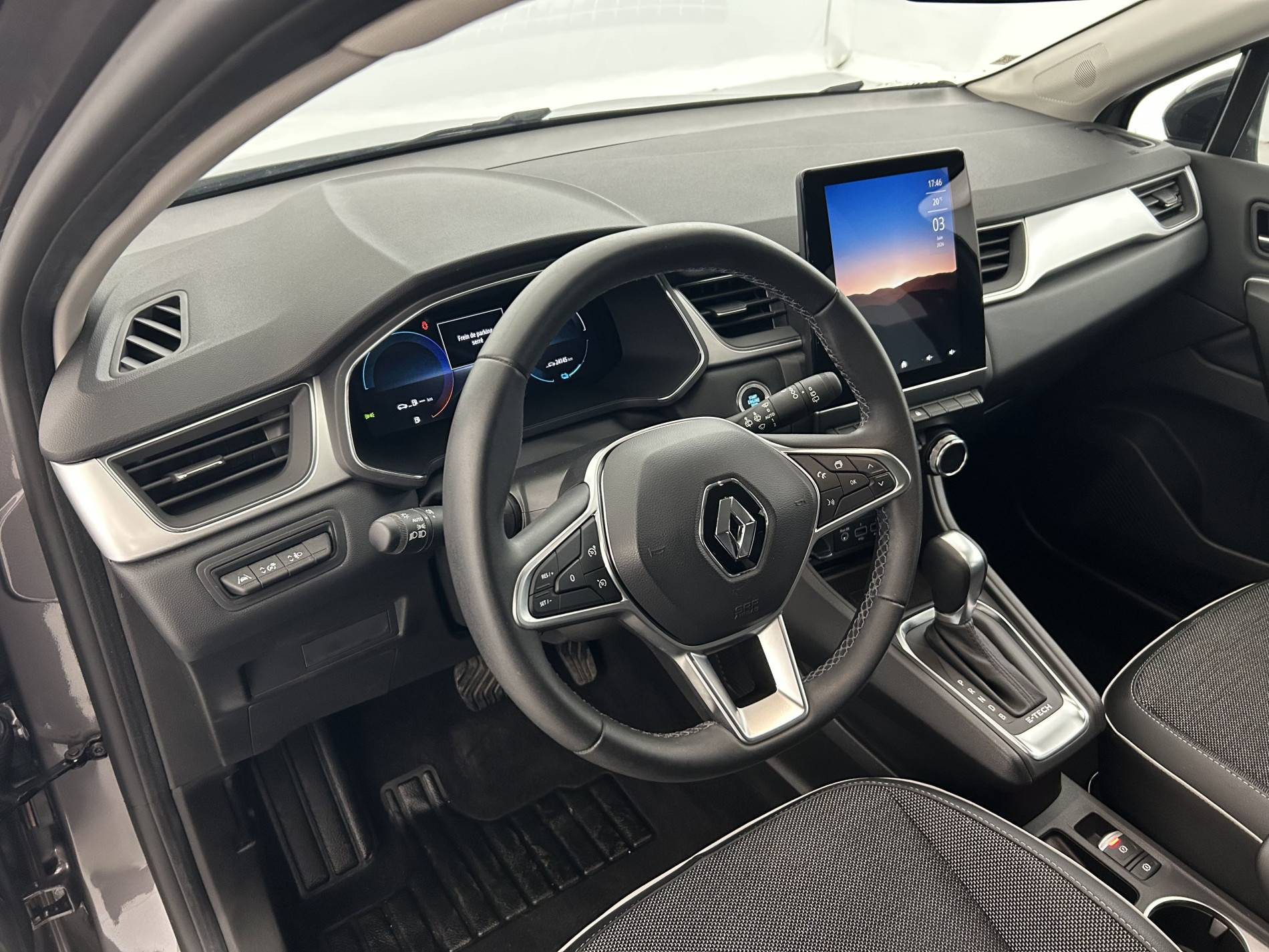 Vente en ligne Renault Captur  E-Tech full hybrid 145 au prix de 21 990 €