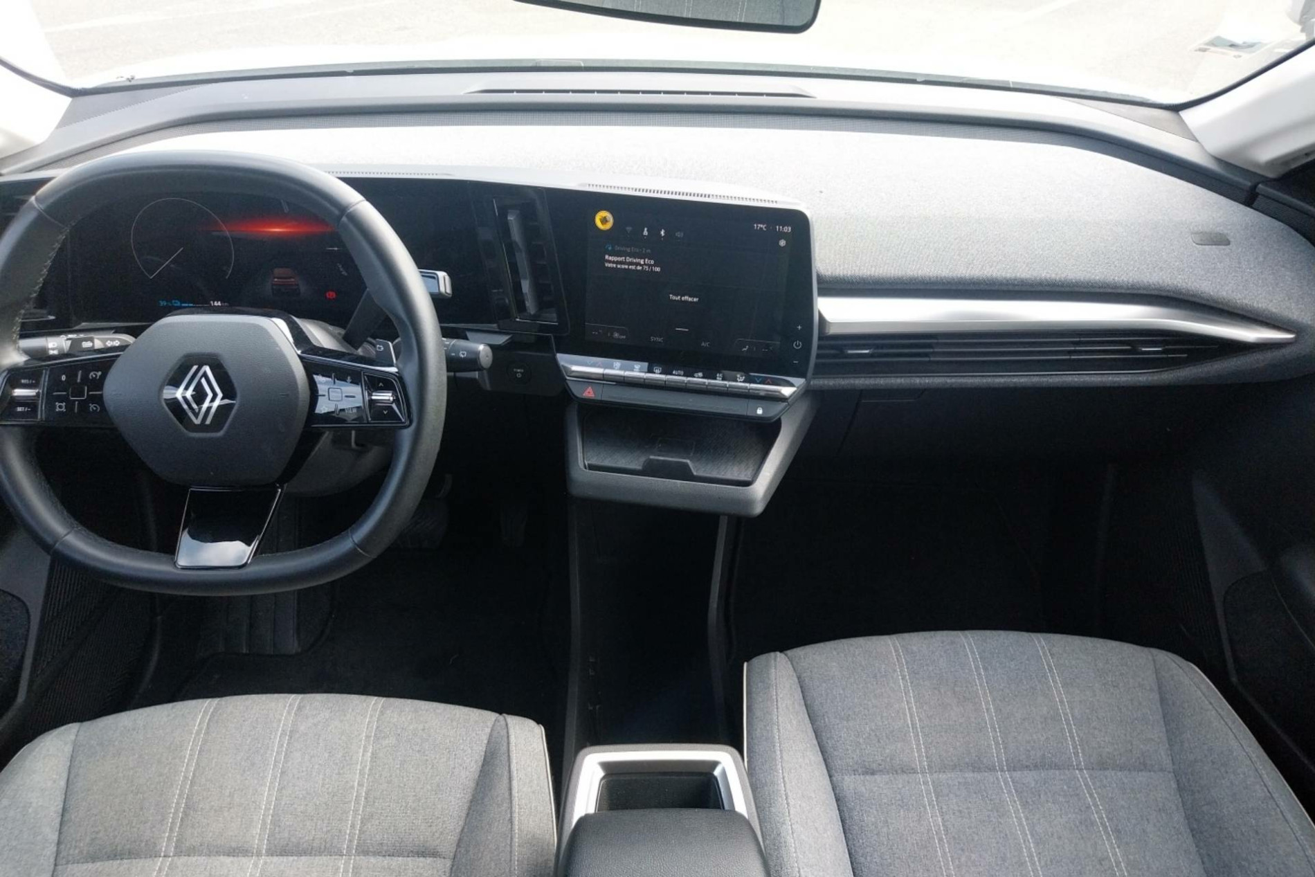 Vente en ligne Renault Megane E-Tech  EV60 220 ch super charge au prix de 22 990 €