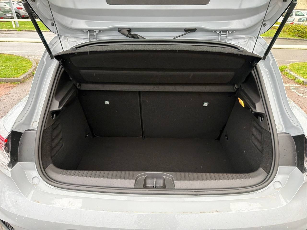 Vente en ligne Renault Clio 5 Clio E-Tech full hybrid 145 ch GSR2 au prix de 19 990 €