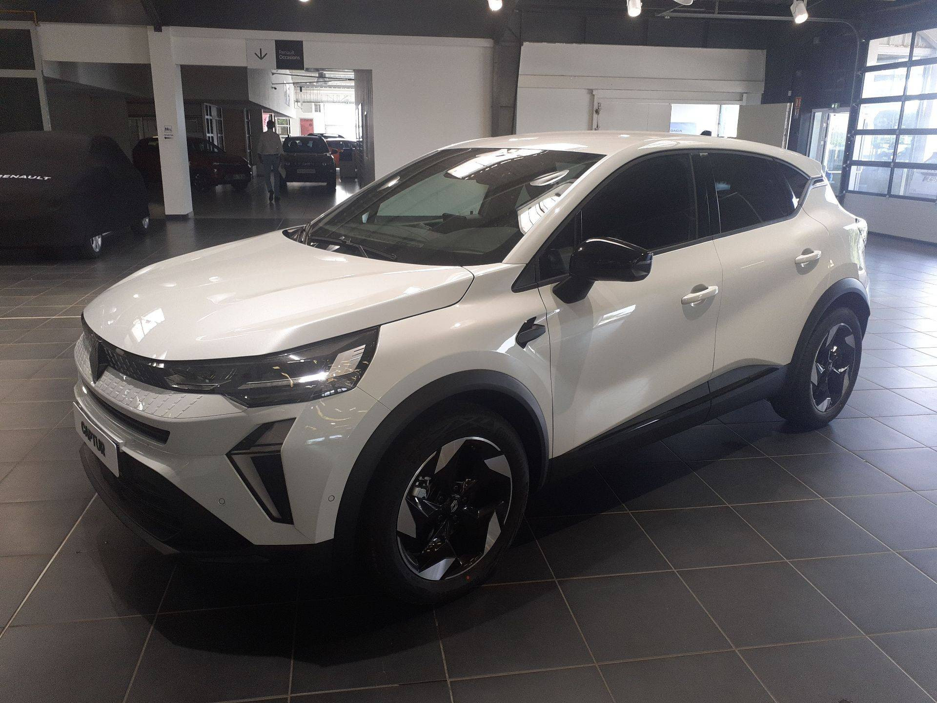 Renault Captur  E-Tech full hybrid 160 ch occasion de 2026 en vente à Quimper