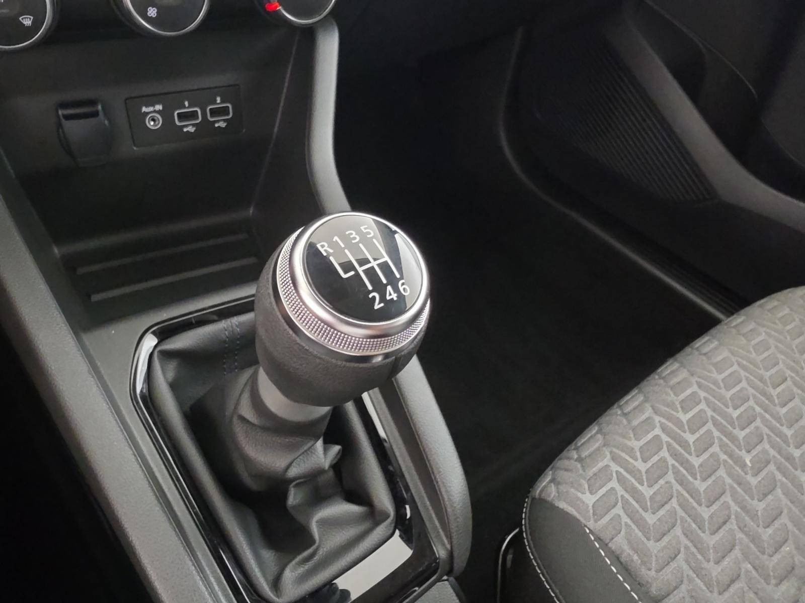 Vente en ligne Renault Clio 5 Clio TCe 90 au prix de 14 390 €