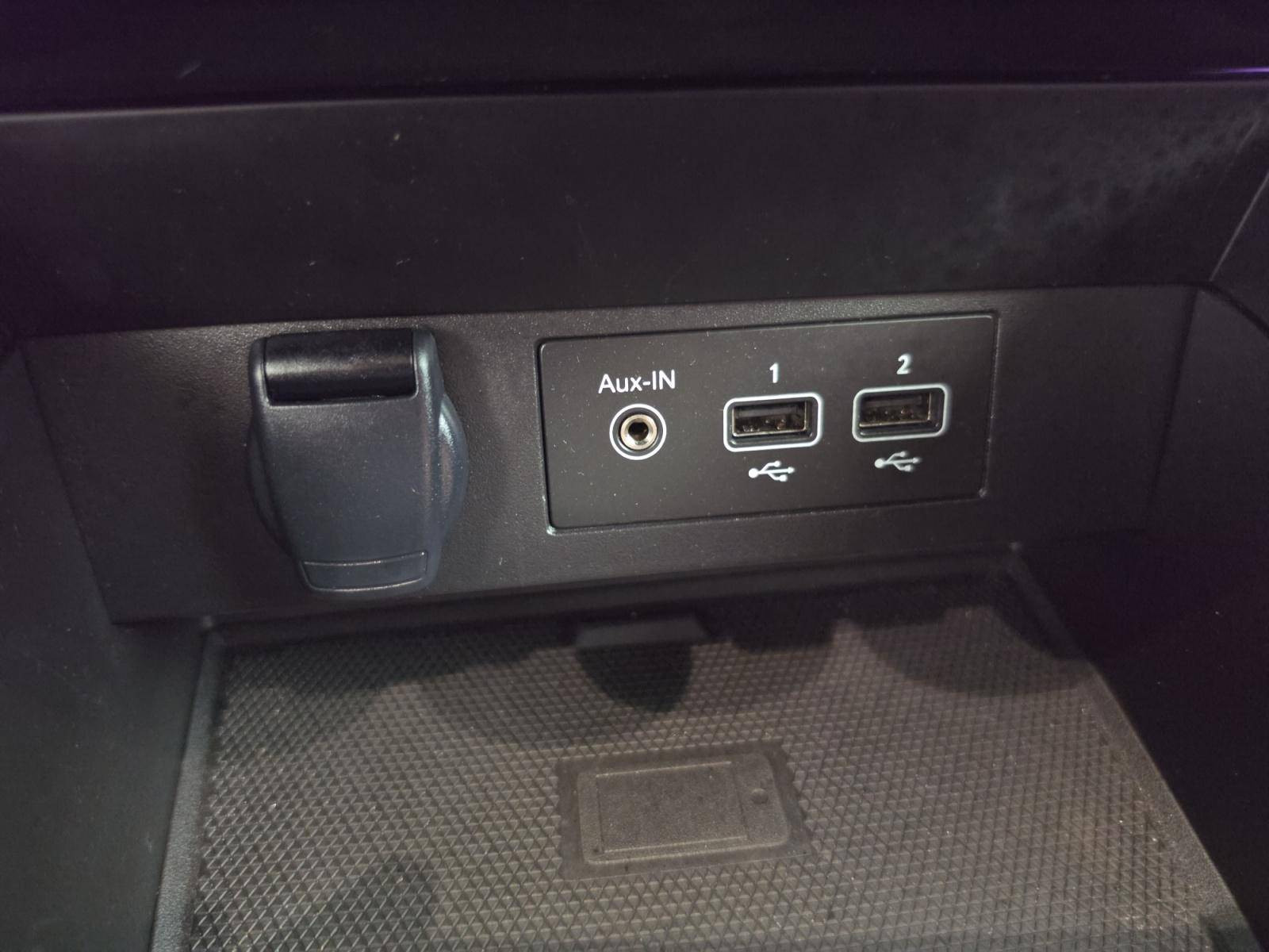 Vente en ligne Renault Clio 5 Clio TCe 90 au prix de 14 490 €