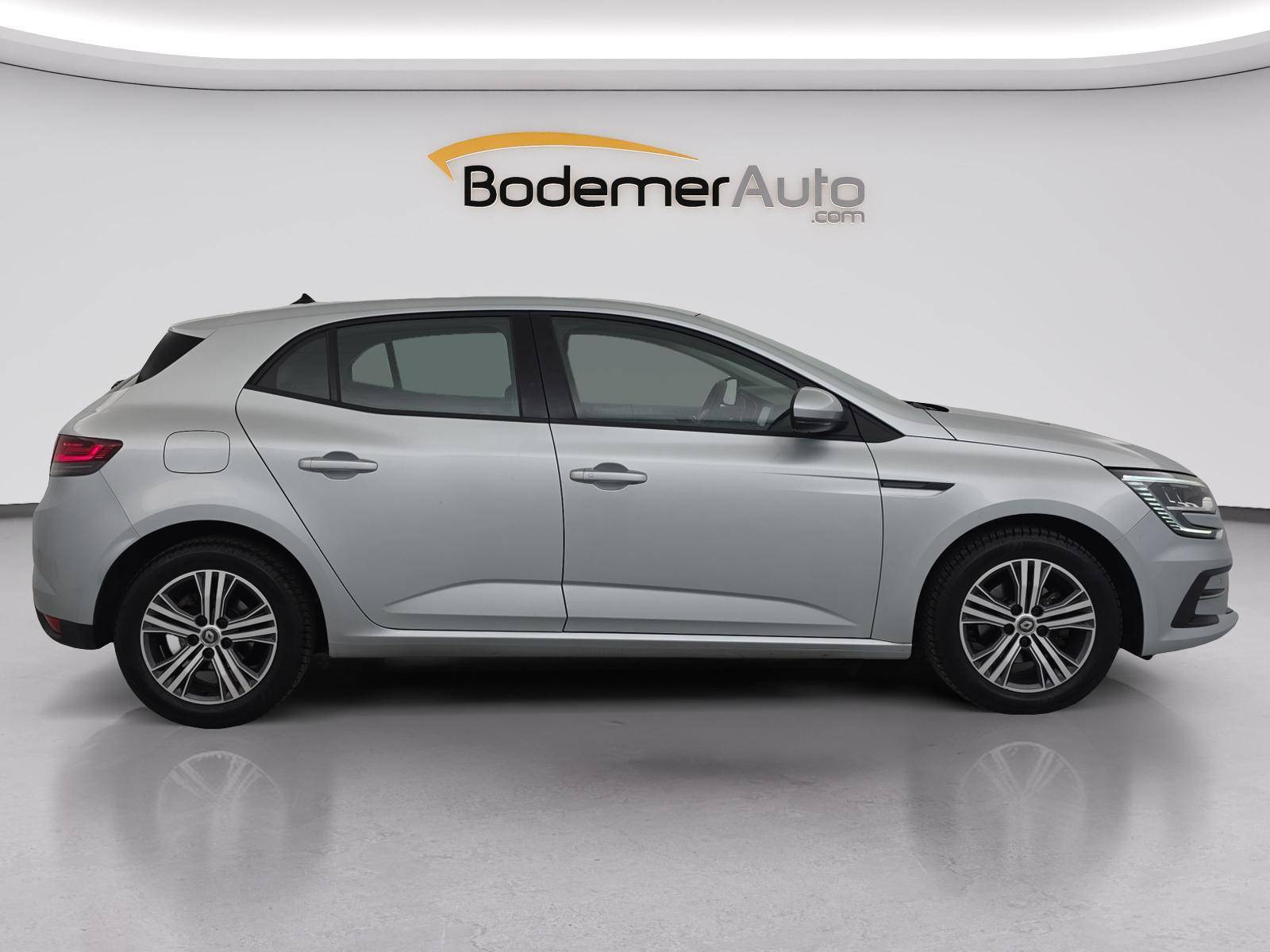 Vente en ligne Renault Megane 4  TCe 140 au prix de 16 490 €
