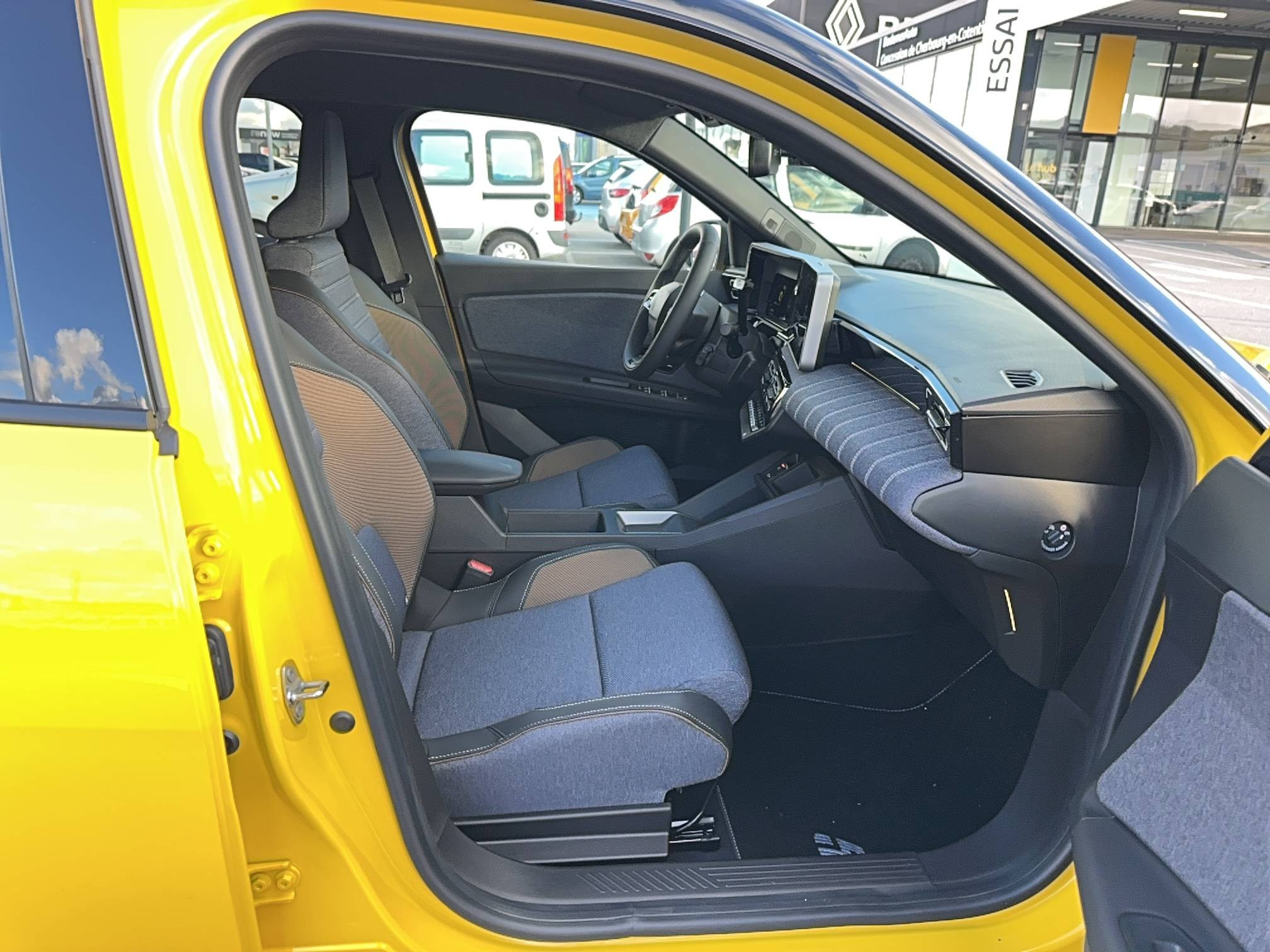 Vente en ligne Renault R5 E-Tech  150 ch autonomie confort au prix de 32 900 €