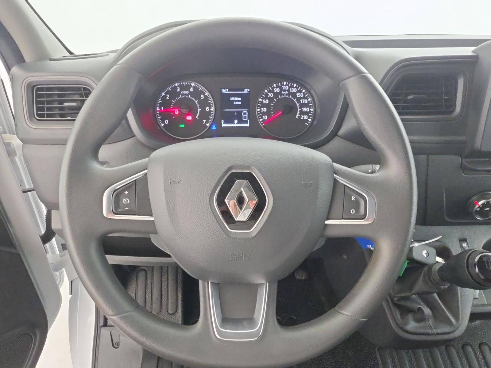 Vente en ligne Renault Master Fourgon MASTER FGN TRAC F3500 L3H3 BLUE DCI 135 au prix de 25 990 €