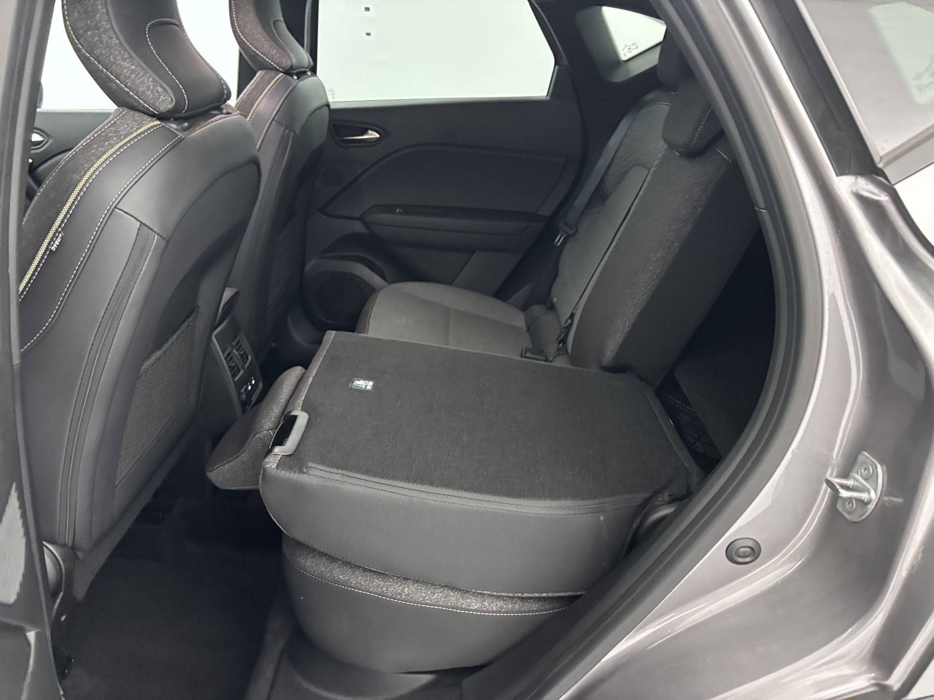 Vente en ligne Renault Captur  E-Tech full hybrid 145 ch au prix de 24 490 €