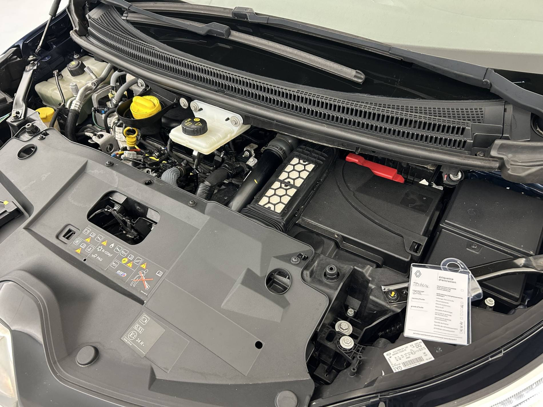 Vente en ligne Renault Scenic 4 Scenic Blue dCi 120 au prix de 16 390 €