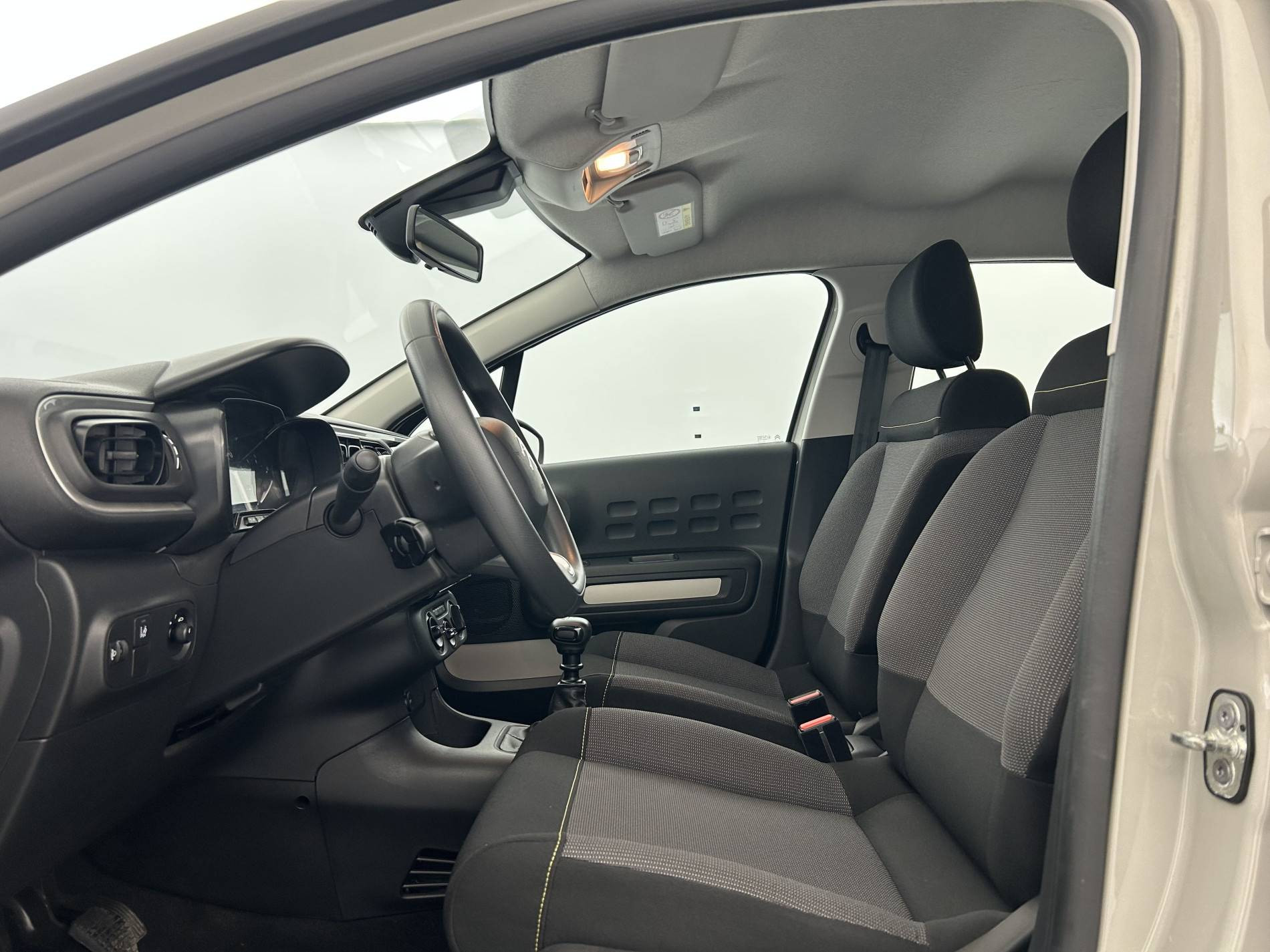 Vente en ligne Citroën C3  BlueHDi 100 BVM6 au prix de 10 990 €