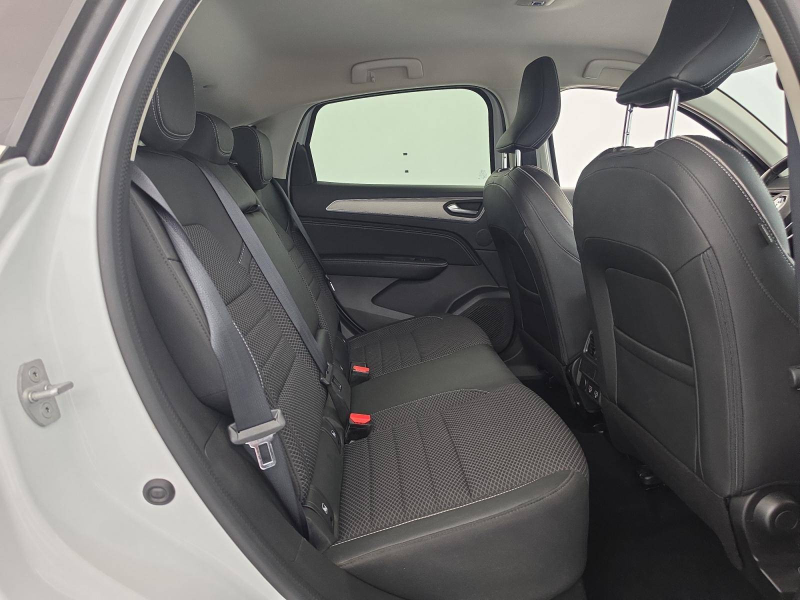 Vente en ligne Renault Arkana  E-Tech 145 - 21B au prix de 18 990 €