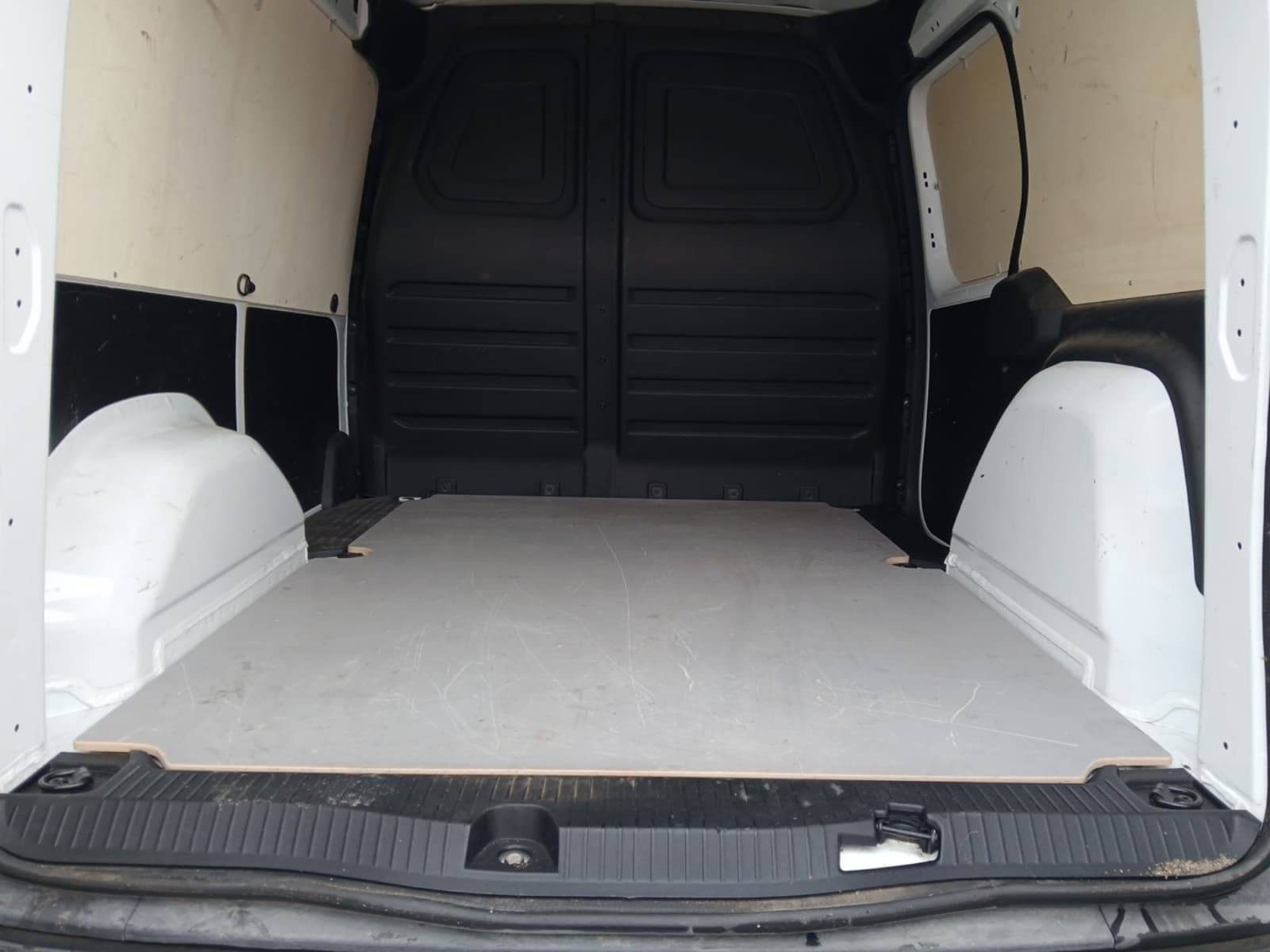 Vente en ligne Renault Kangoo Van  BLUE DCI 95 au prix de 18 999 €