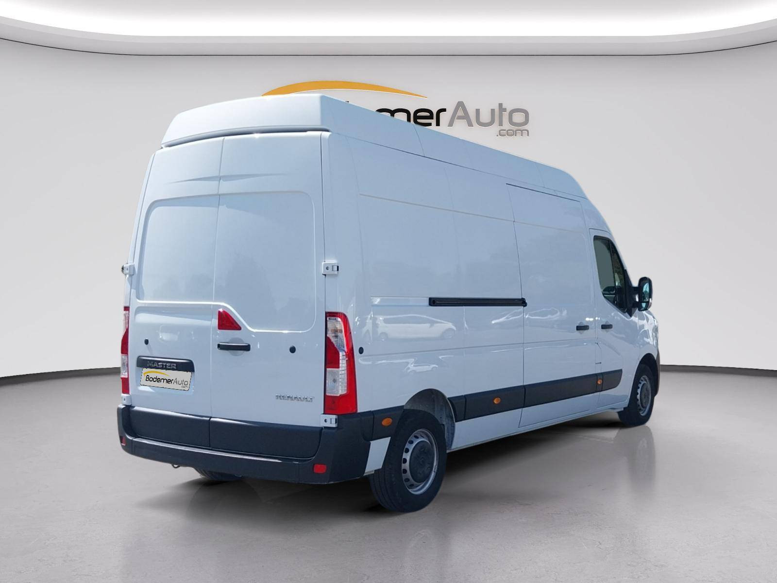 Vente en ligne Renault Master Fourgon MASTER FGN TRAC F3500 L3H3 BLUE DCI 135 au prix de 26 490 €