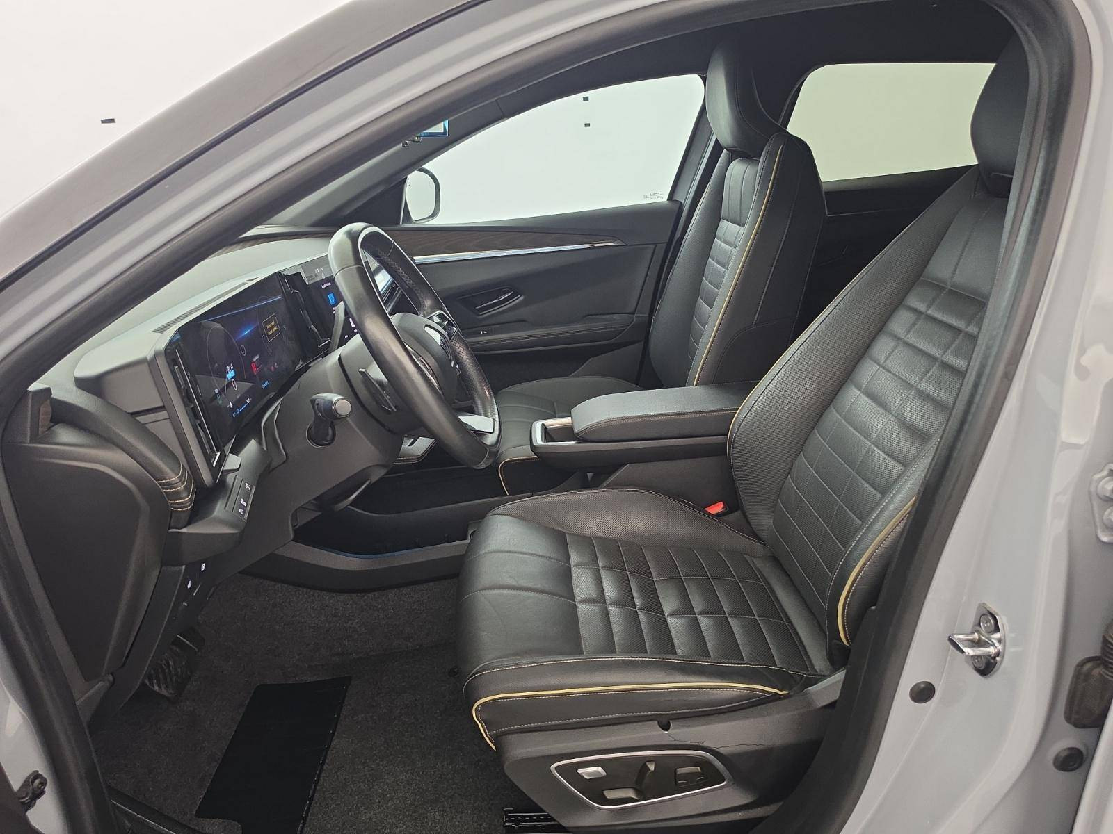 Vente en ligne Renault Megane E-Tech  EV60 220 ch super charge au prix de 24 950 €