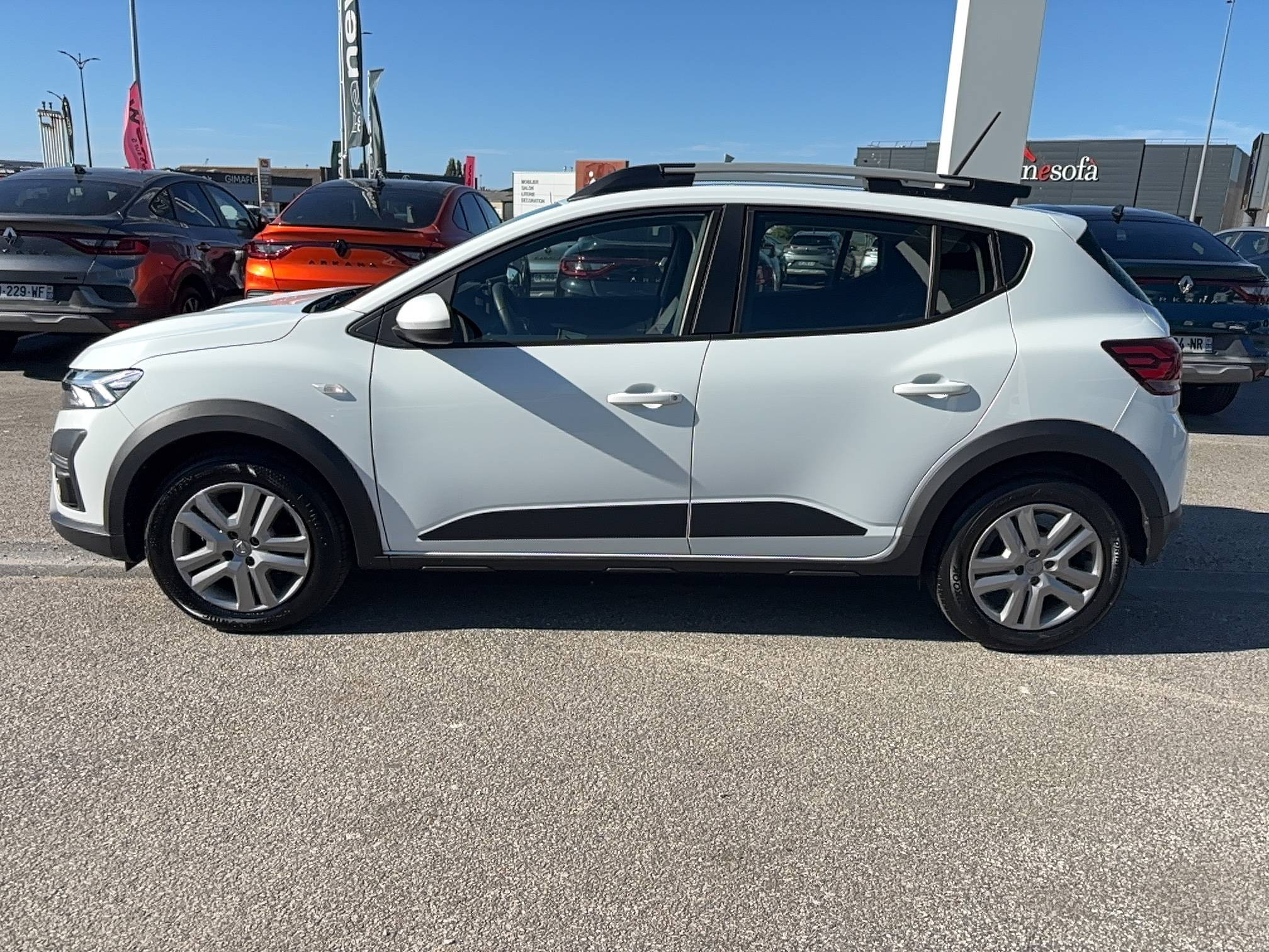 Vente en ligne Dacia Sandero  ECO-G 100 - 22 au prix de 13 490 €