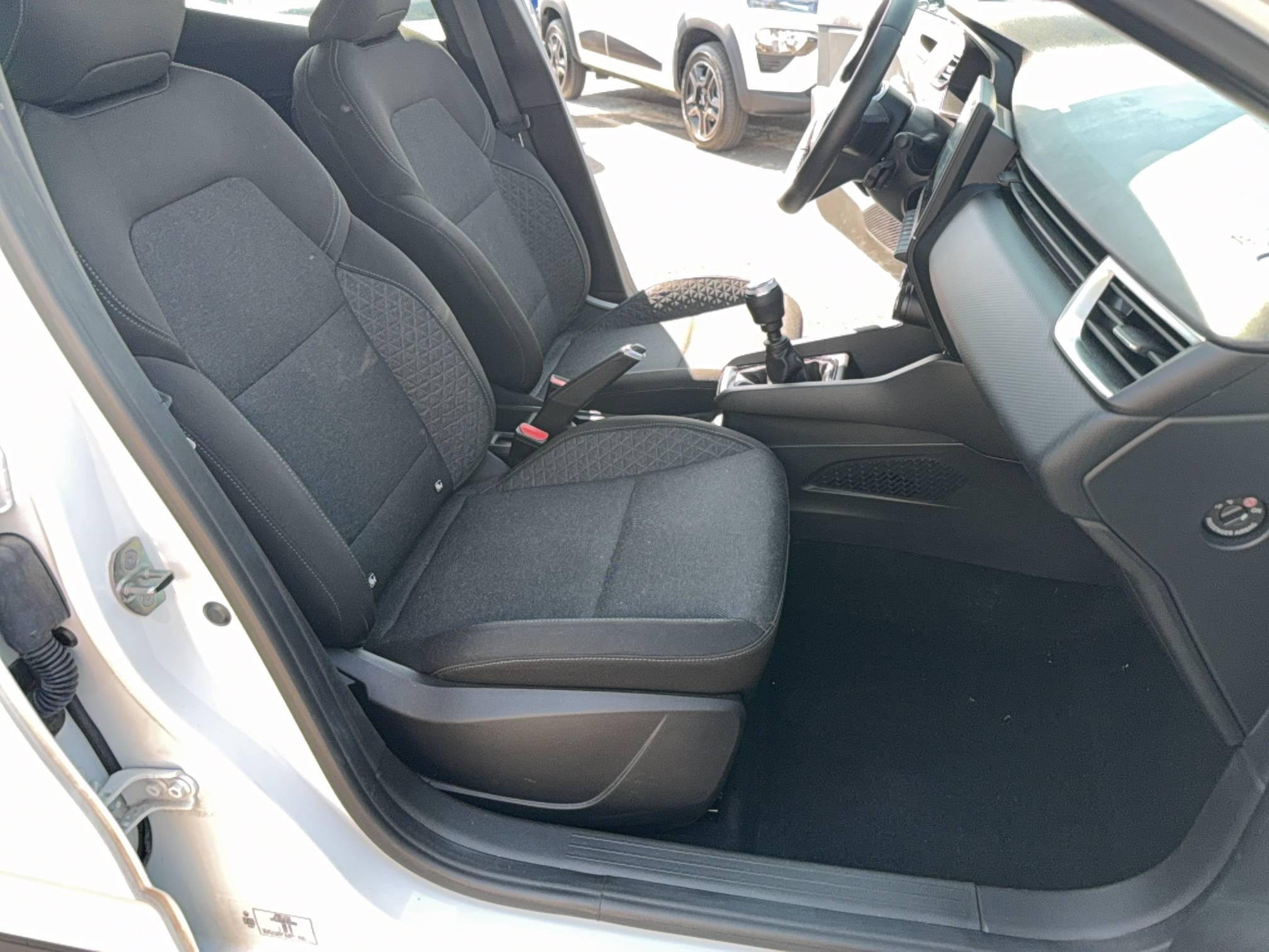 Vente en ligne Renault Clio 5 Clio TCe 90 au prix de 14 290 €