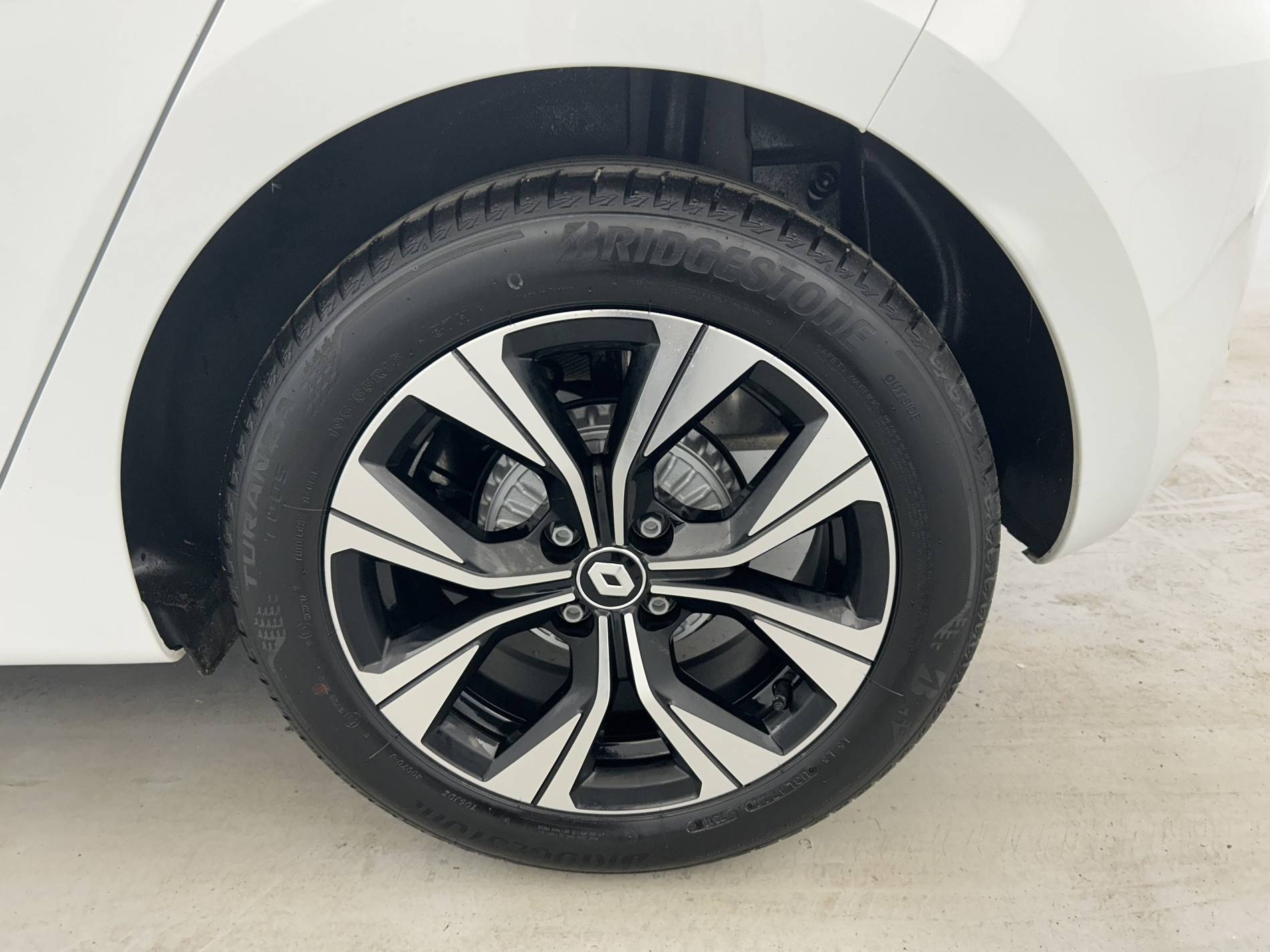 Vente en ligne Renault Clio 5 Clio SCe 65 au prix de 13 391 €