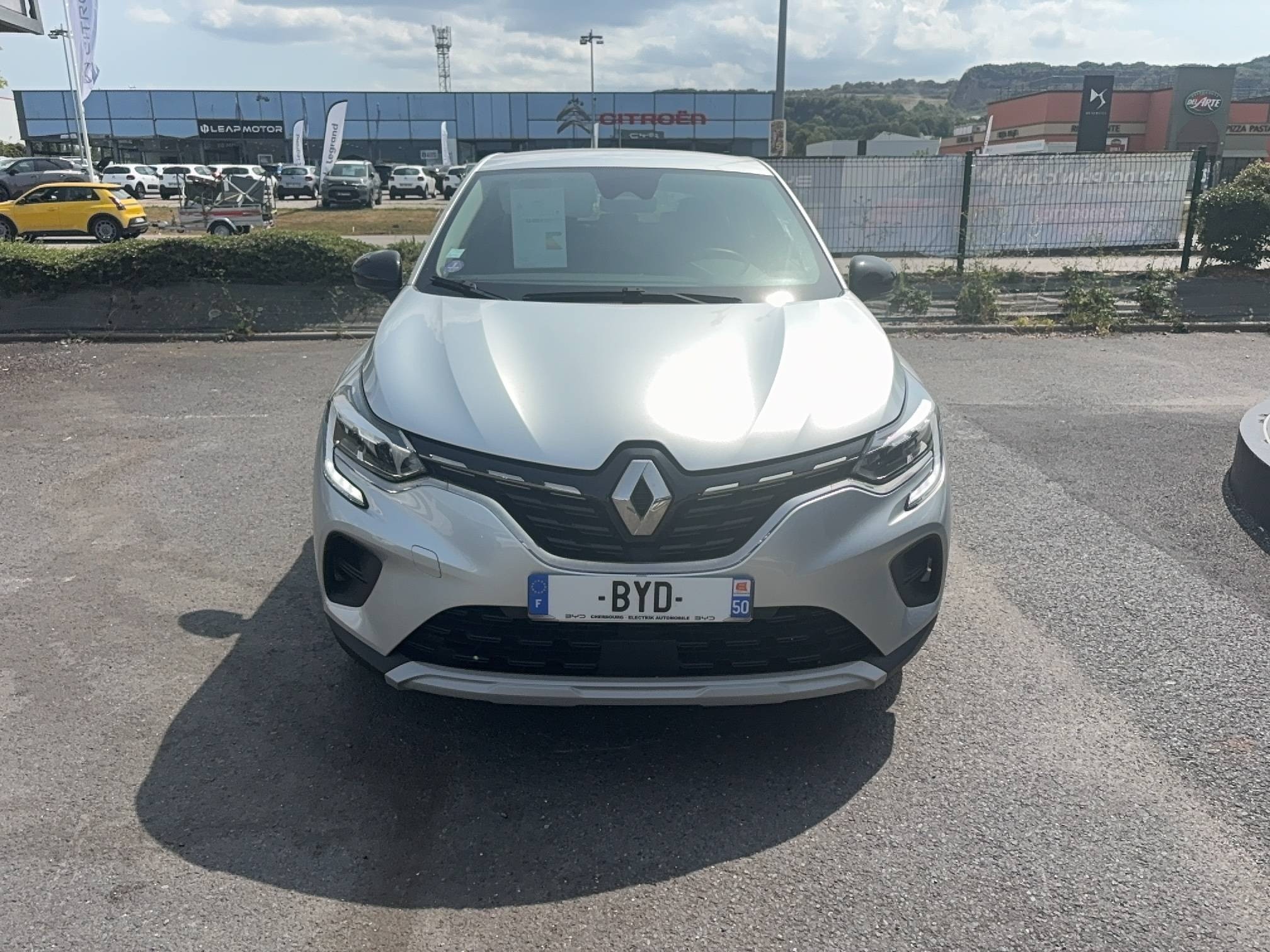 Vente en ligne Renault Captur  TCe 100 au prix de 12 490 €