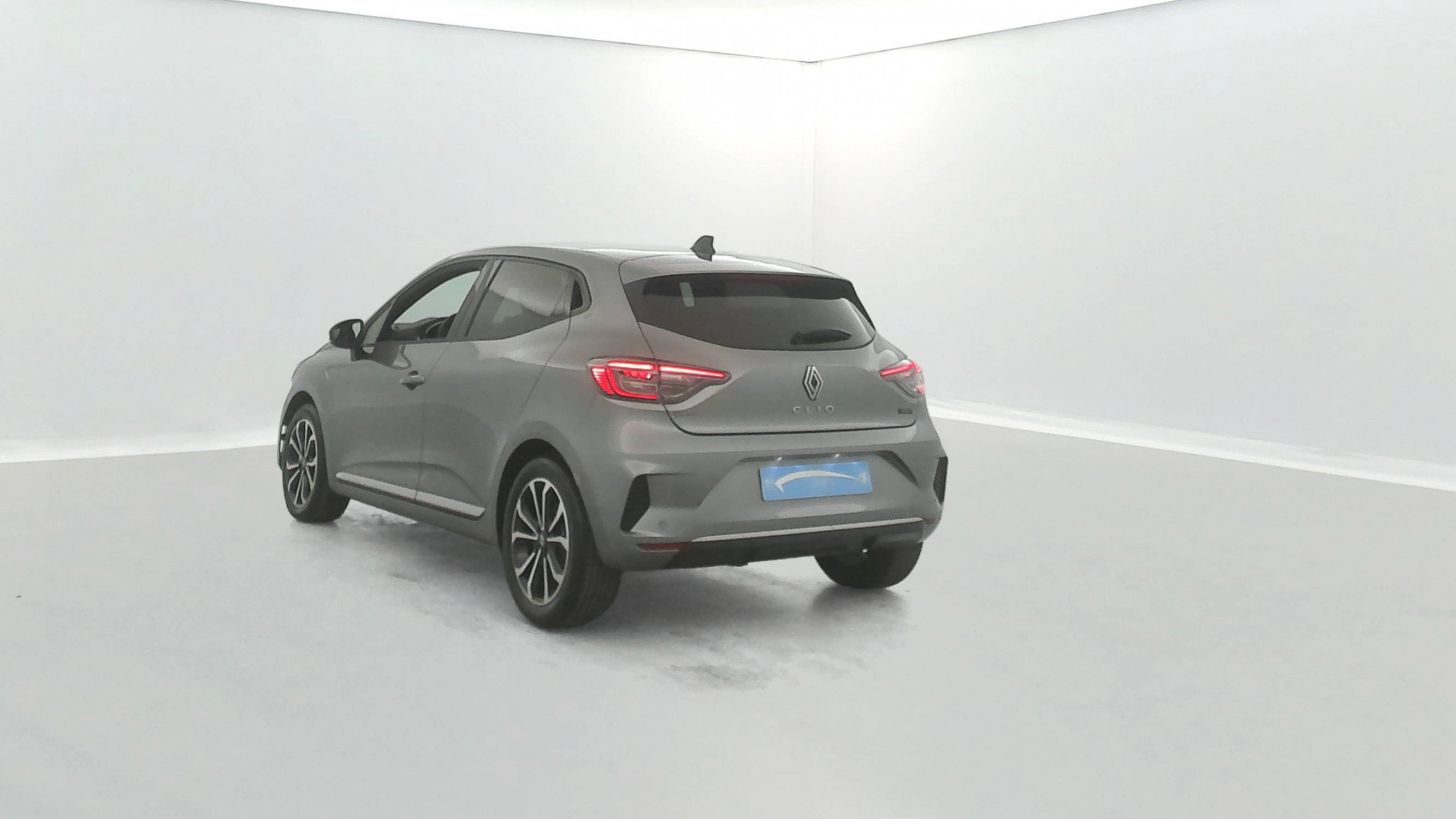 Vente en ligne Renault Clio 5 Clio E-Tech full hybrid 145 au prix de 19 990 €