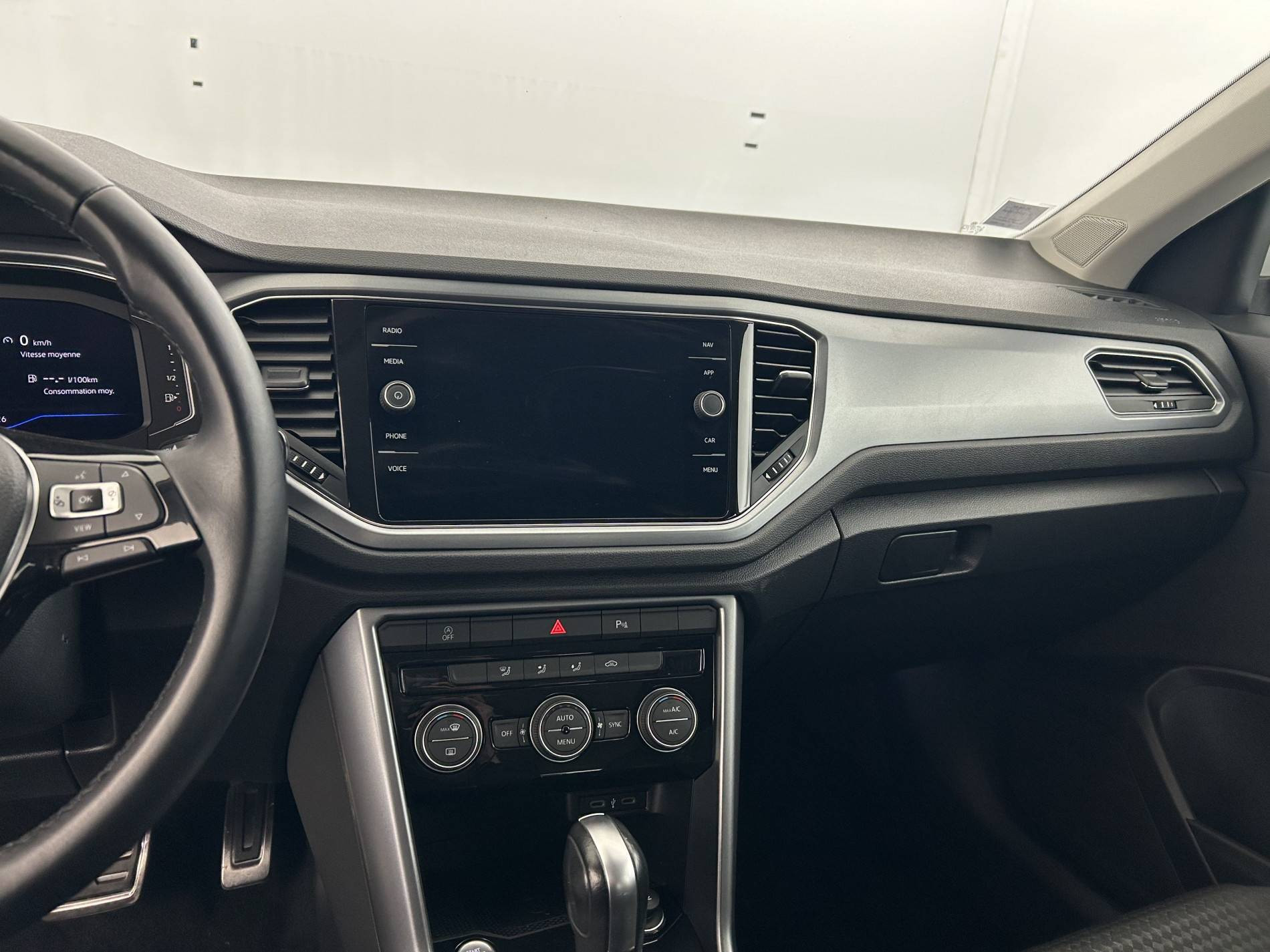 Vente en ligne Volkswagen T-Roc  1.5 TSI 150 EVO Start/Stop DSG7 au prix de 21 990 €