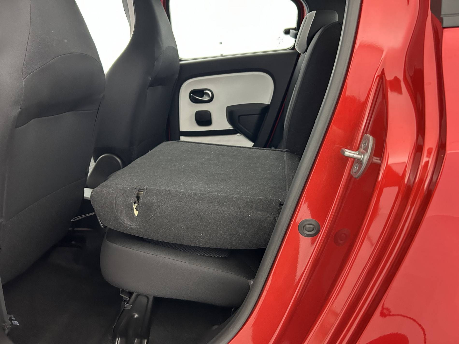 Vente en ligne Renault Twingo Electrique Twingo III E-Tech au prix de 10 490 €