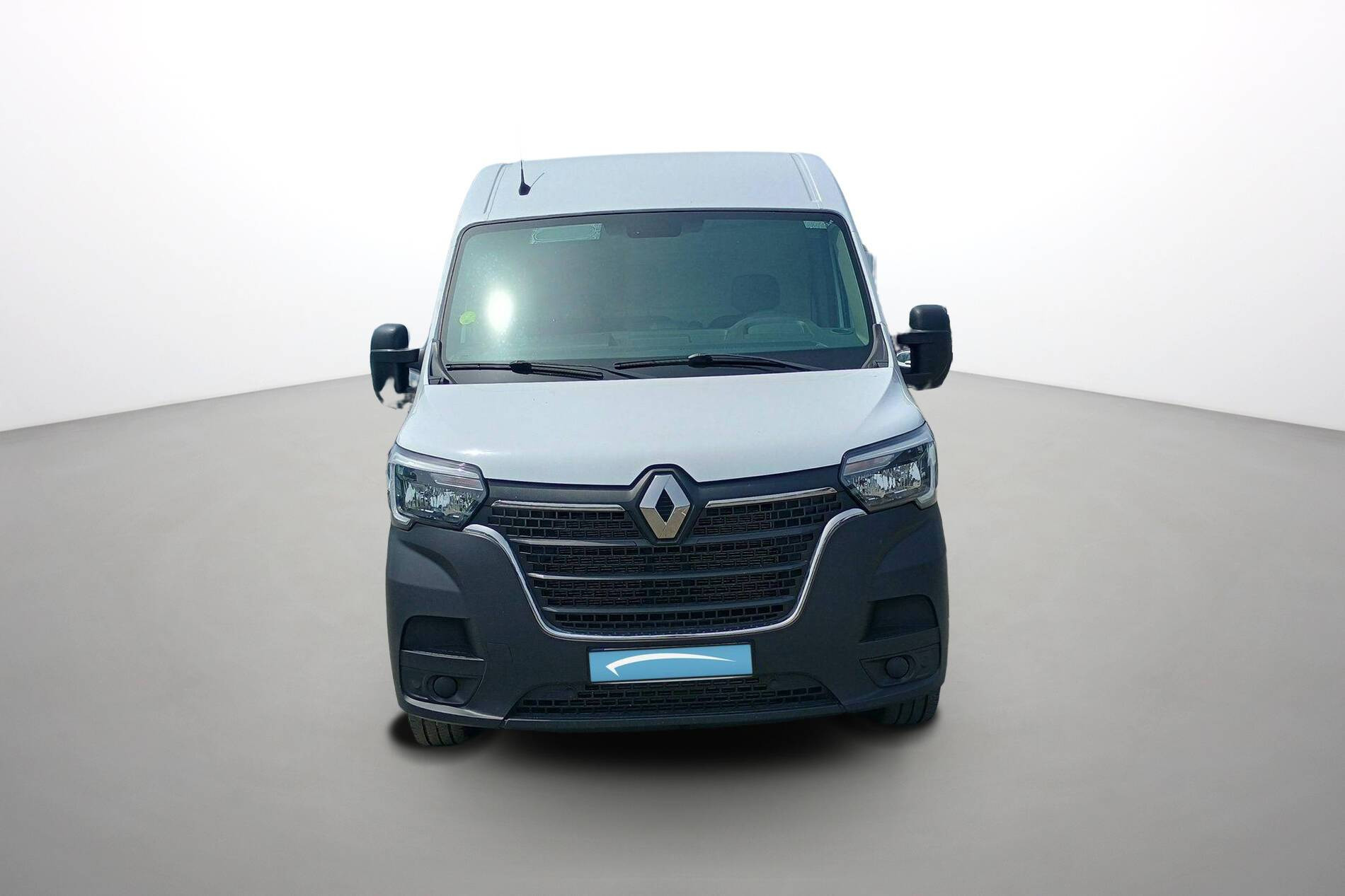 Vente en ligne Renault Master Fourgon MASTER FGN TRAC F3500 L2H2 BLUE DCI 135 au prix de 24 990 €