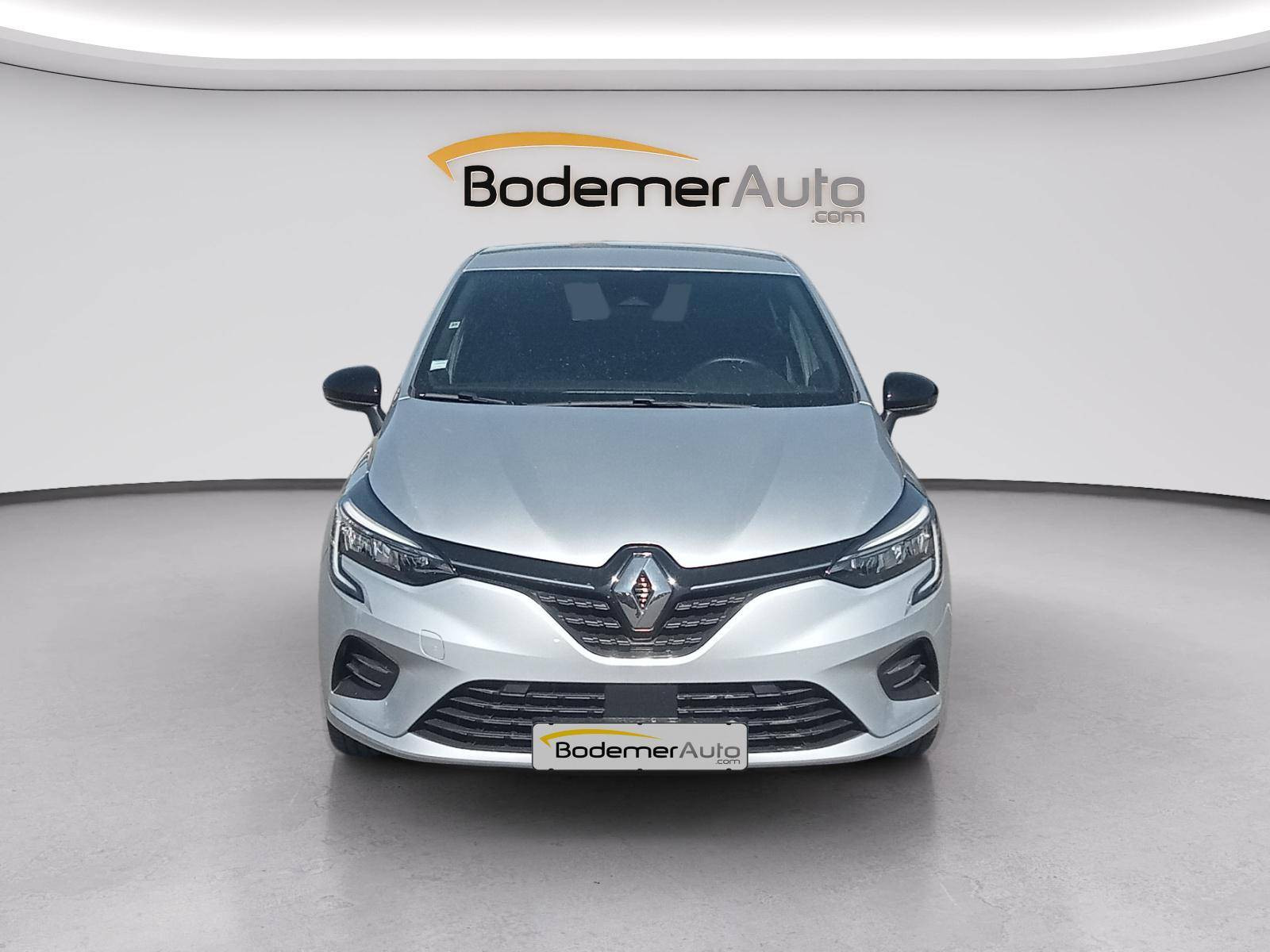 Vente en ligne Renault Clio 5 Clio E-Tech 140 - 21N au prix de 16 490 €