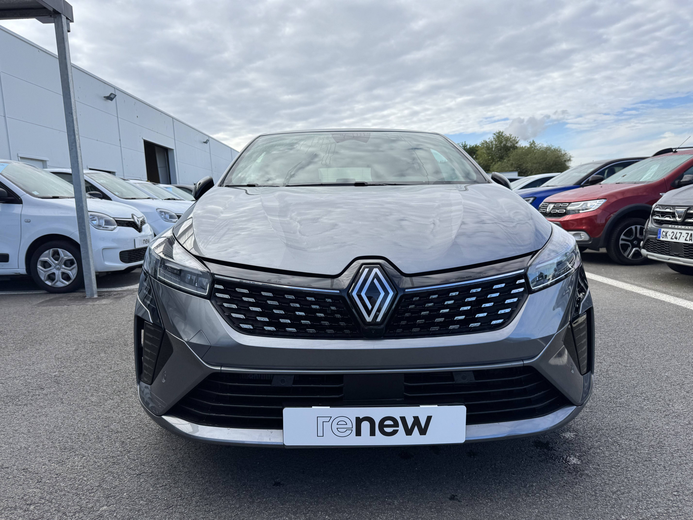 Vente en ligne Renault Clio 5 Clio E-Tech full hybrid 145 ch GSR2 au prix de 21 490 €