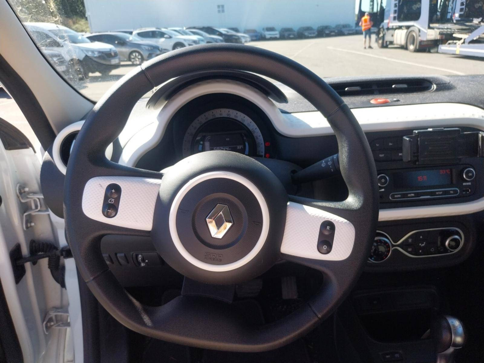 Vente en ligne Renault Twingo Electrique Twingo III E-Tech au prix de 12 900 €