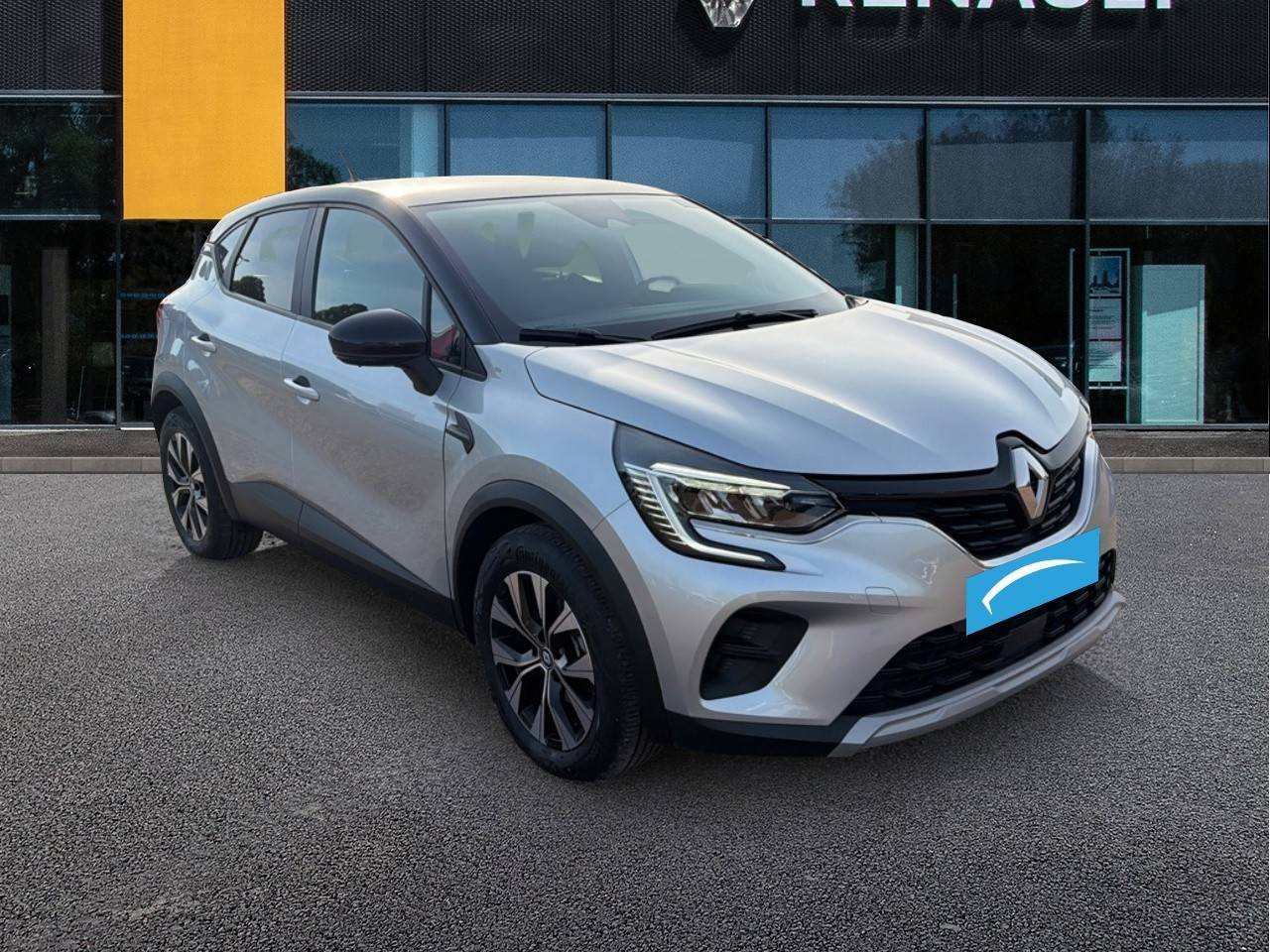 Vente en ligne Renault Captur  E-Tech hybride 145 au prix de 18 990 €