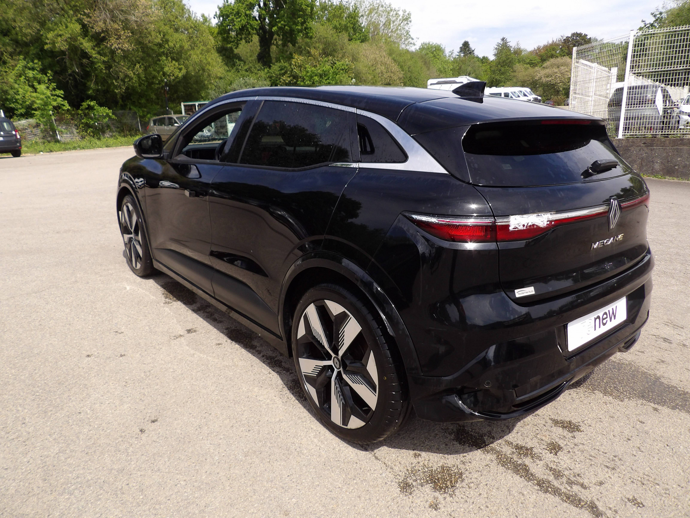 Vente en ligne Renault Megane E-Tech  EV60 220 ch super charge au prix de 22 999 €