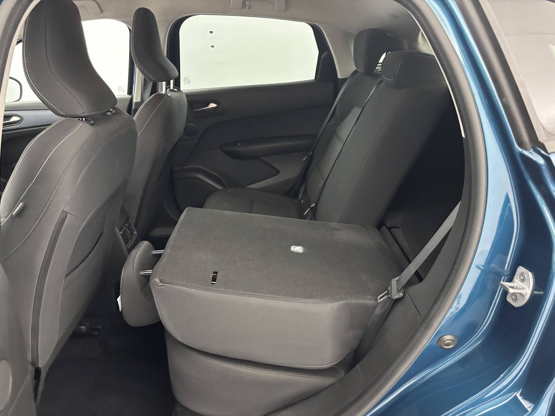 Vente en ligne Renault Arkana  mild hybrid 140 EDC FAP - 22 au prix de 18 250 €
