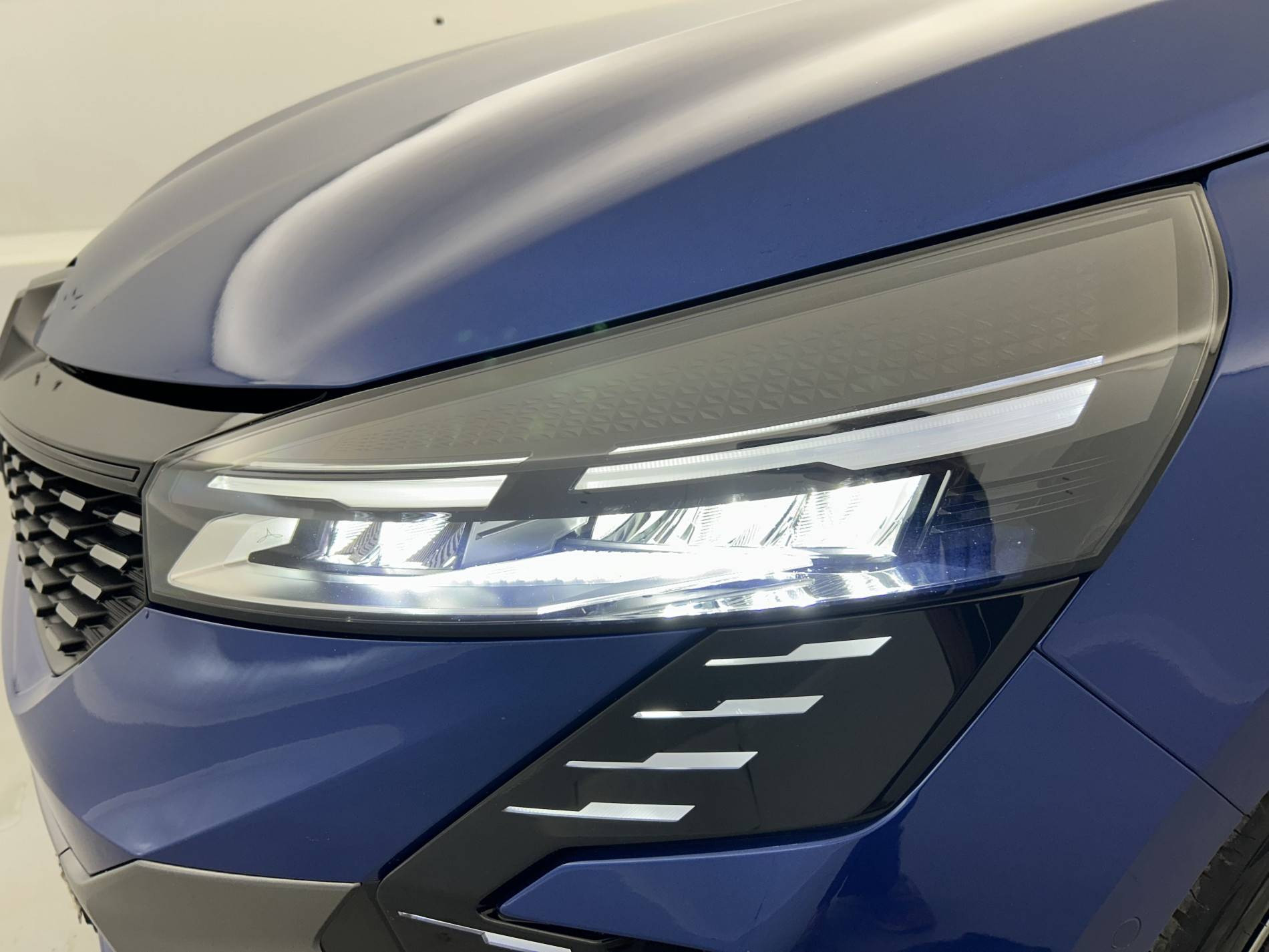 Vente en ligne Renault Clio 5 Clio E-Tech full hybrid 145 au prix de 21 990 €