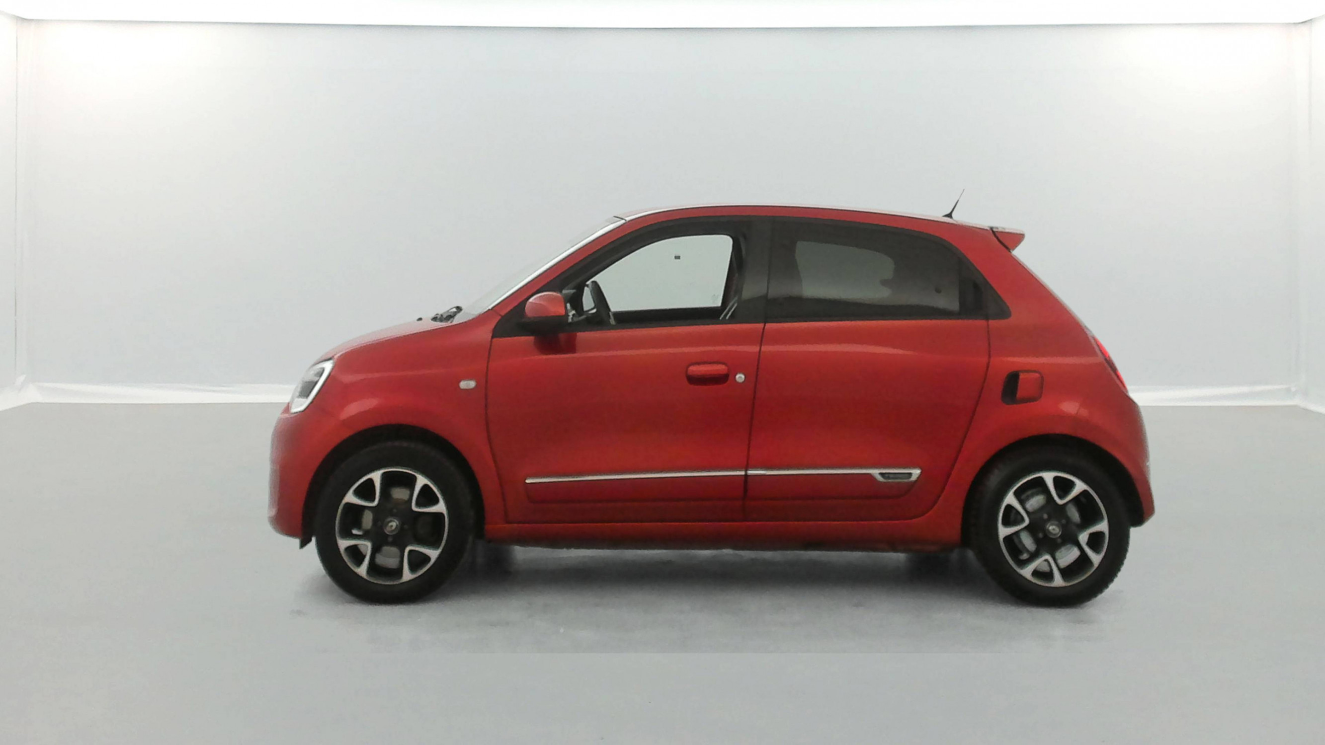 Vente en ligne Renault Twingo 3  TCe 95 au prix de 11 390 €