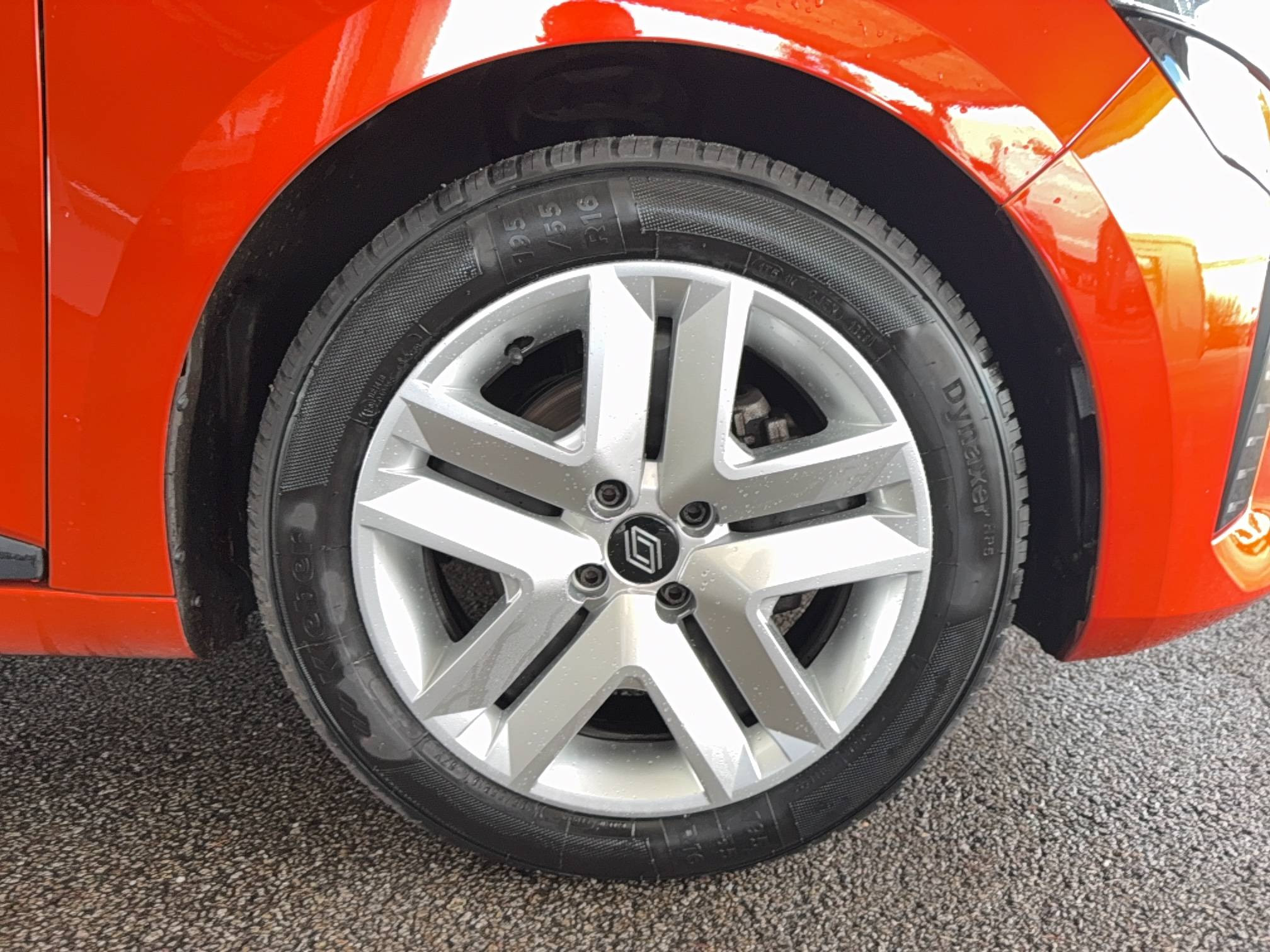 Vente en ligne Renault Clio 5 Clio Blue dCi 100 ch GSR2 au prix de 15 290 €