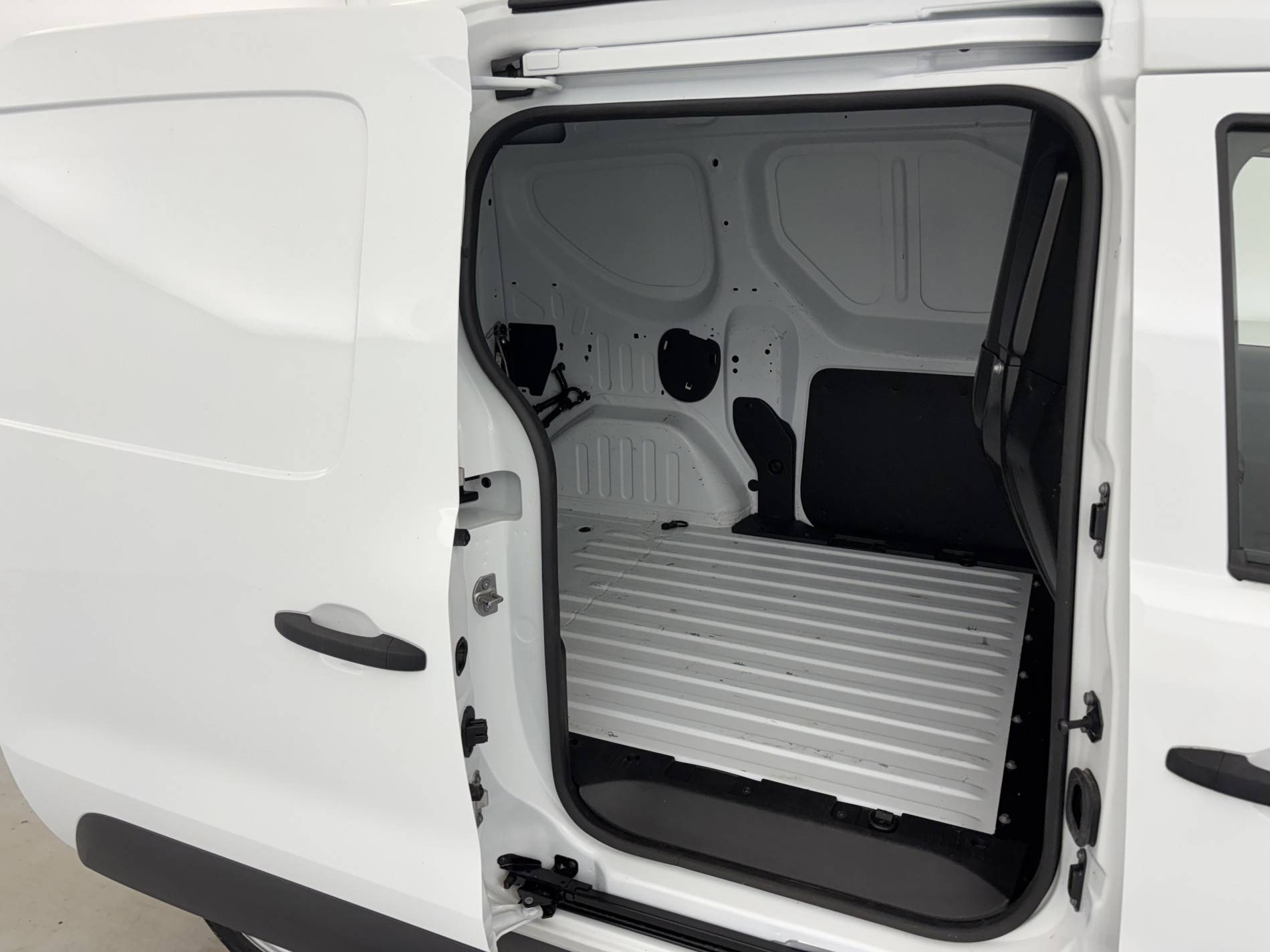 Vente en ligne Renault Express Van  BLUE DCI 95 - 22 au prix de 17 300 €