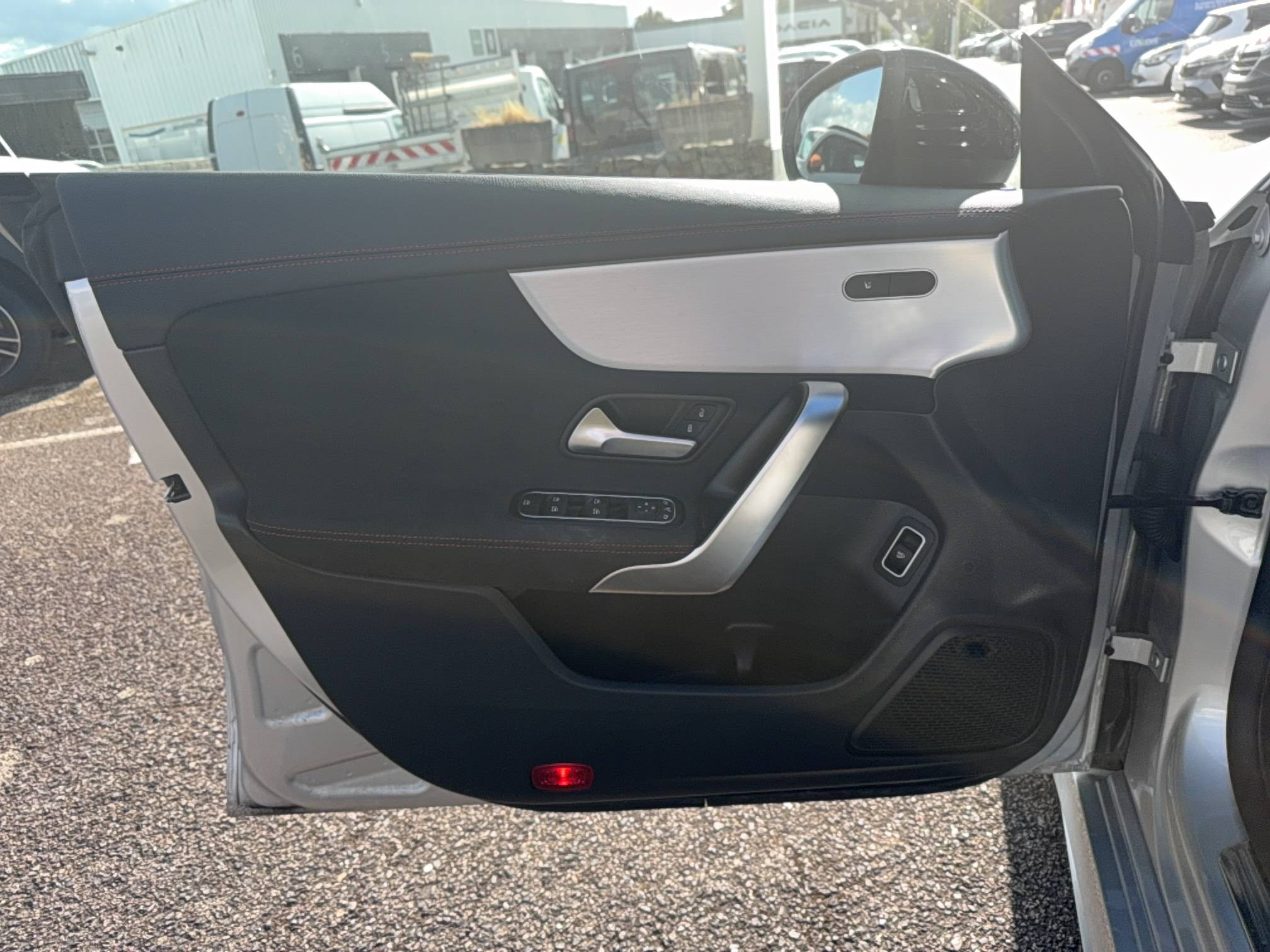 Vente en ligne Mercedes CLA Shooting Brake CLA Coupé 180 d 8G-DCT au prix de 25 990 €