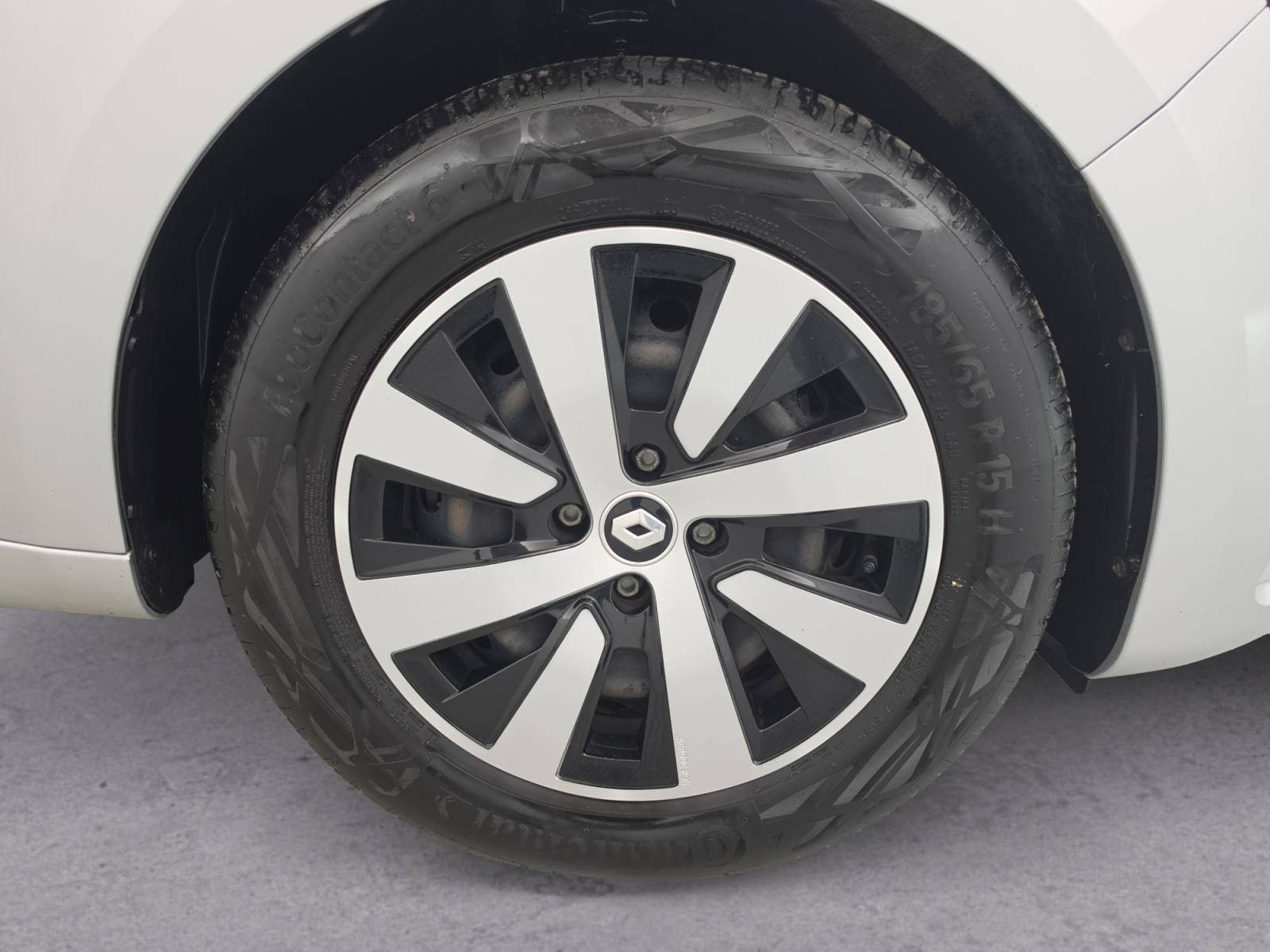 Vente en ligne Renault Clio 5 Clio TCe 90 au prix de 14 990 €