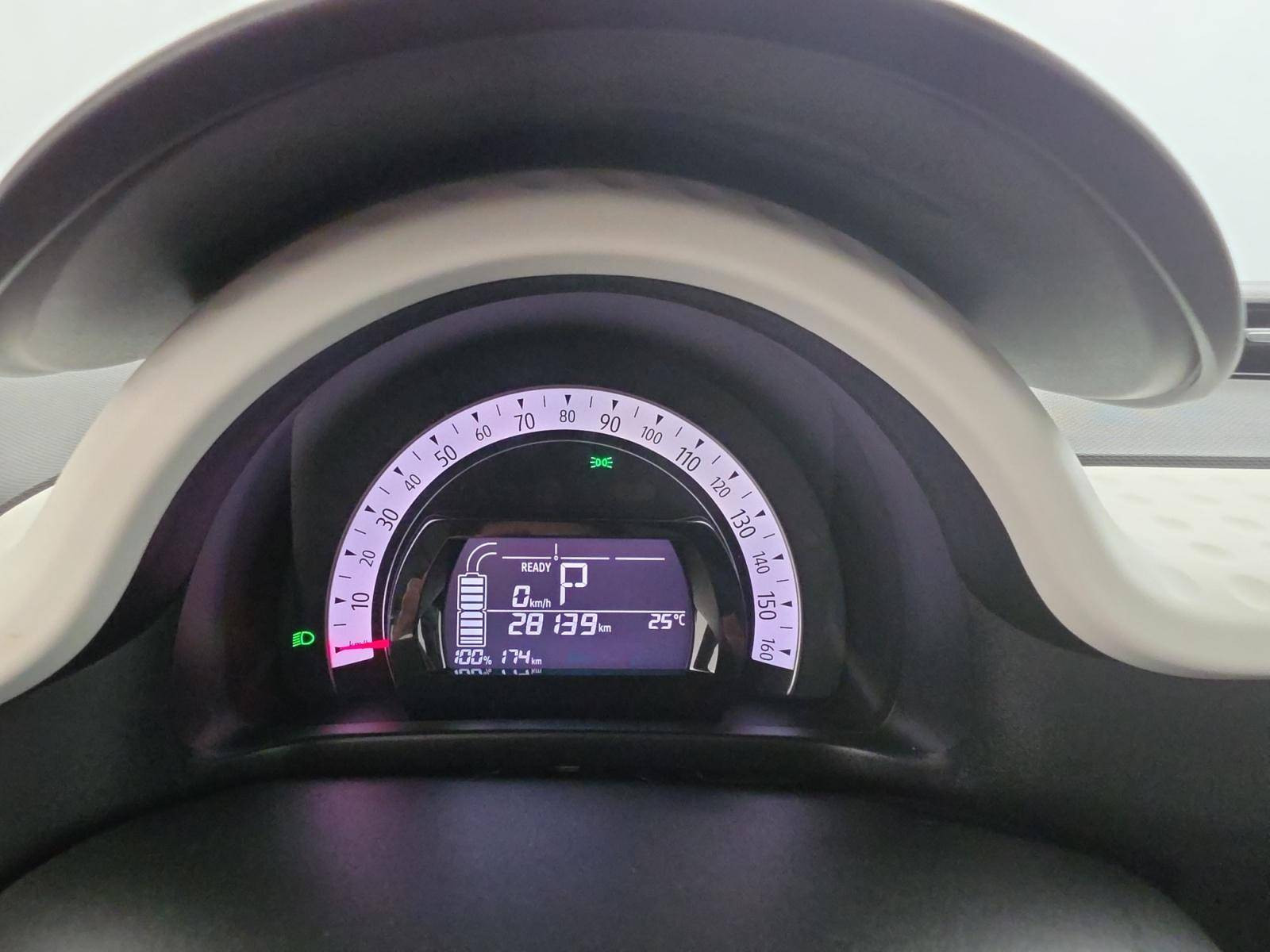 Vente en ligne Renault Twingo Electrique Twingo III E-Tech au prix de 10 800 €